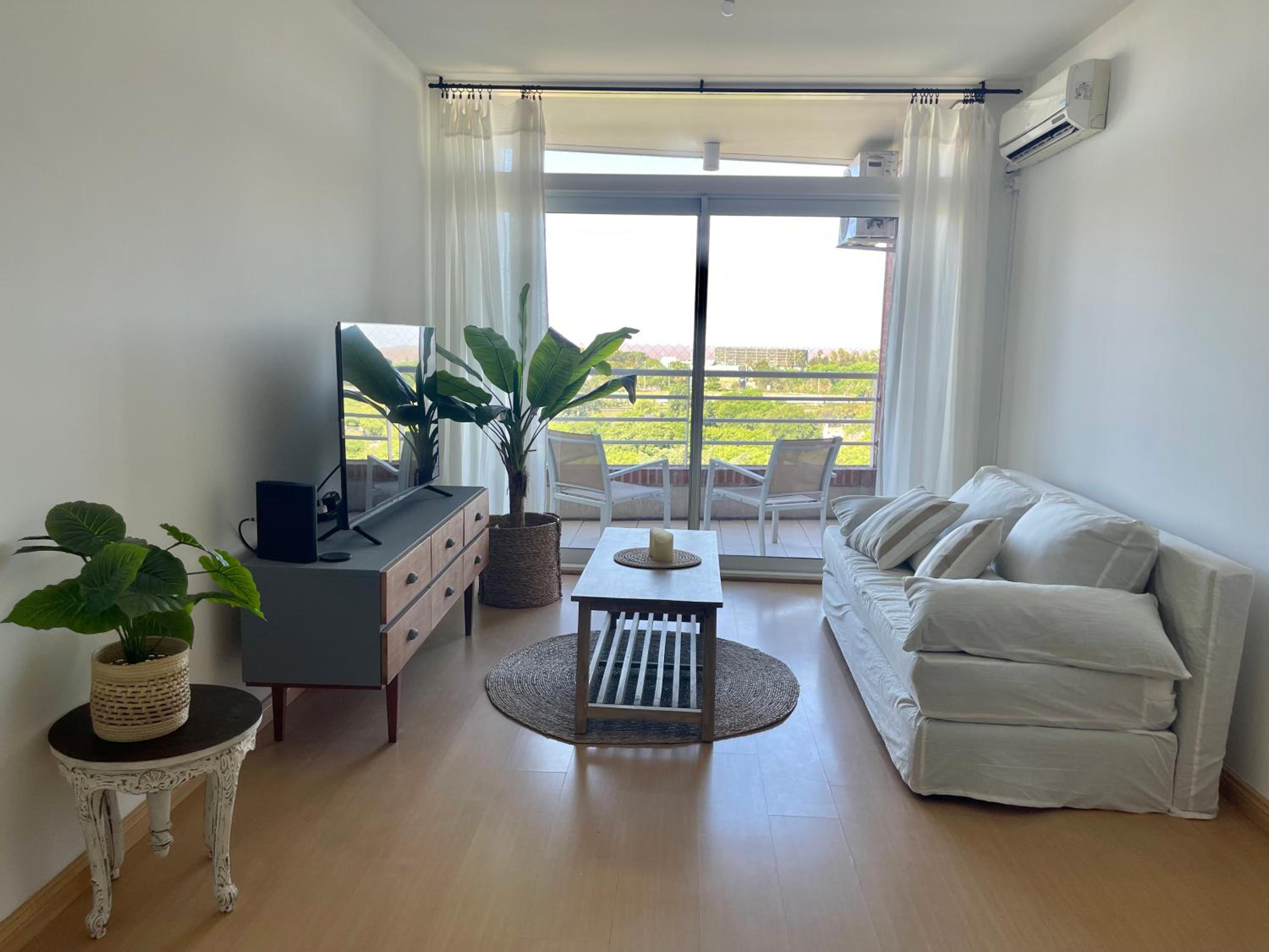 Jardines Full Amenities Vista al Rio