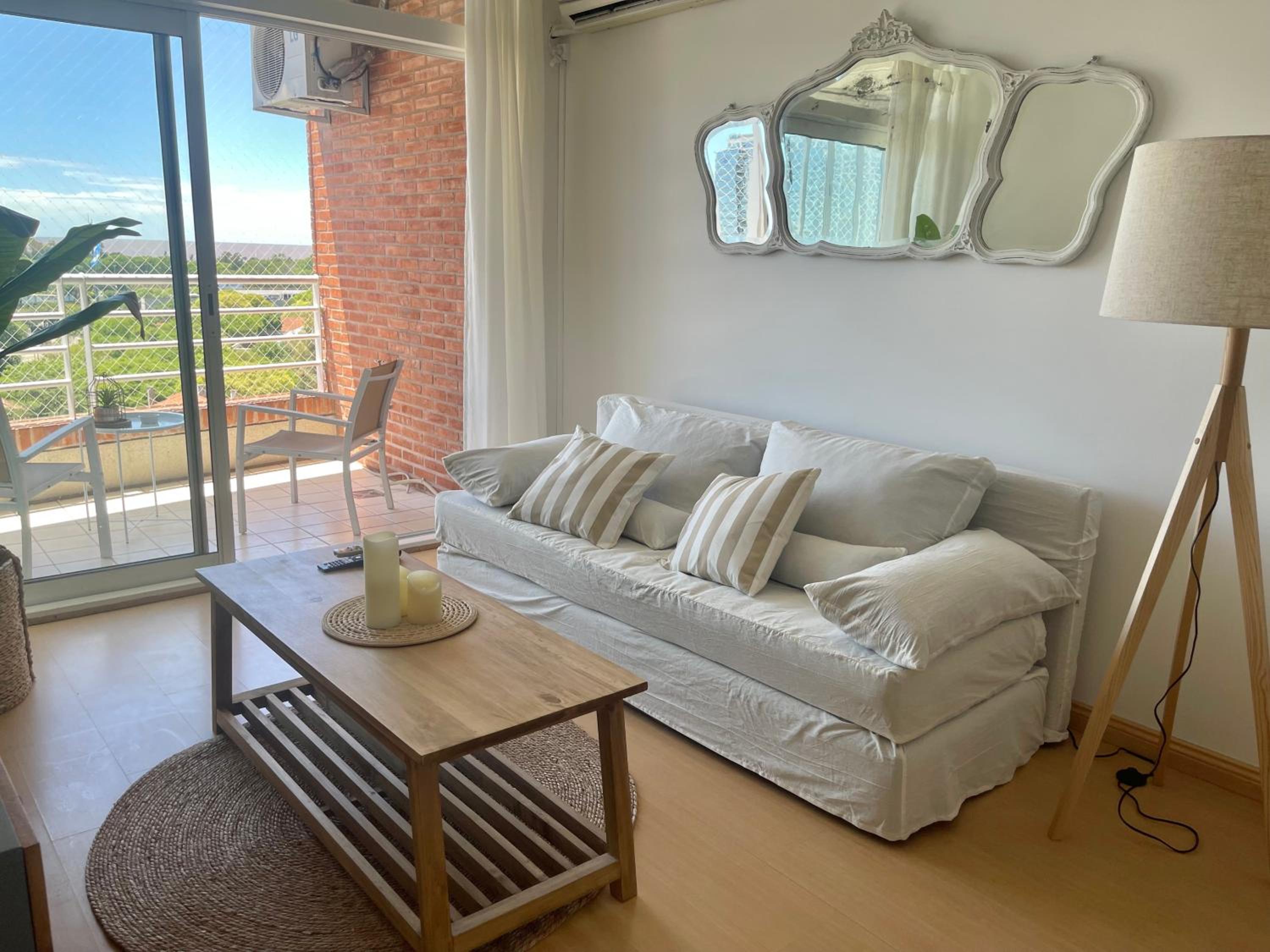 Jardines Full Amenities Vista al Rio