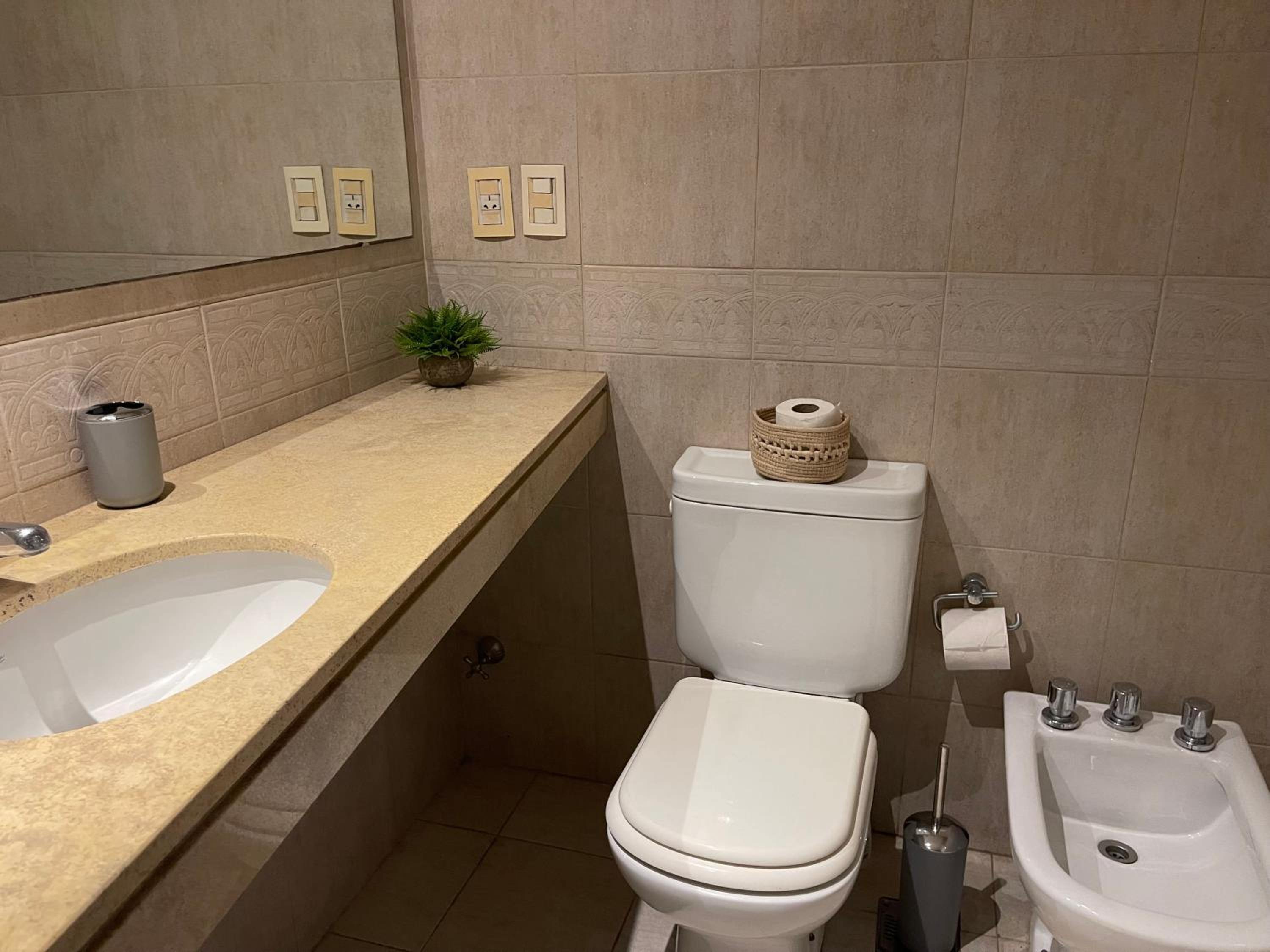 Jardines Full Amenities Vista al Rio