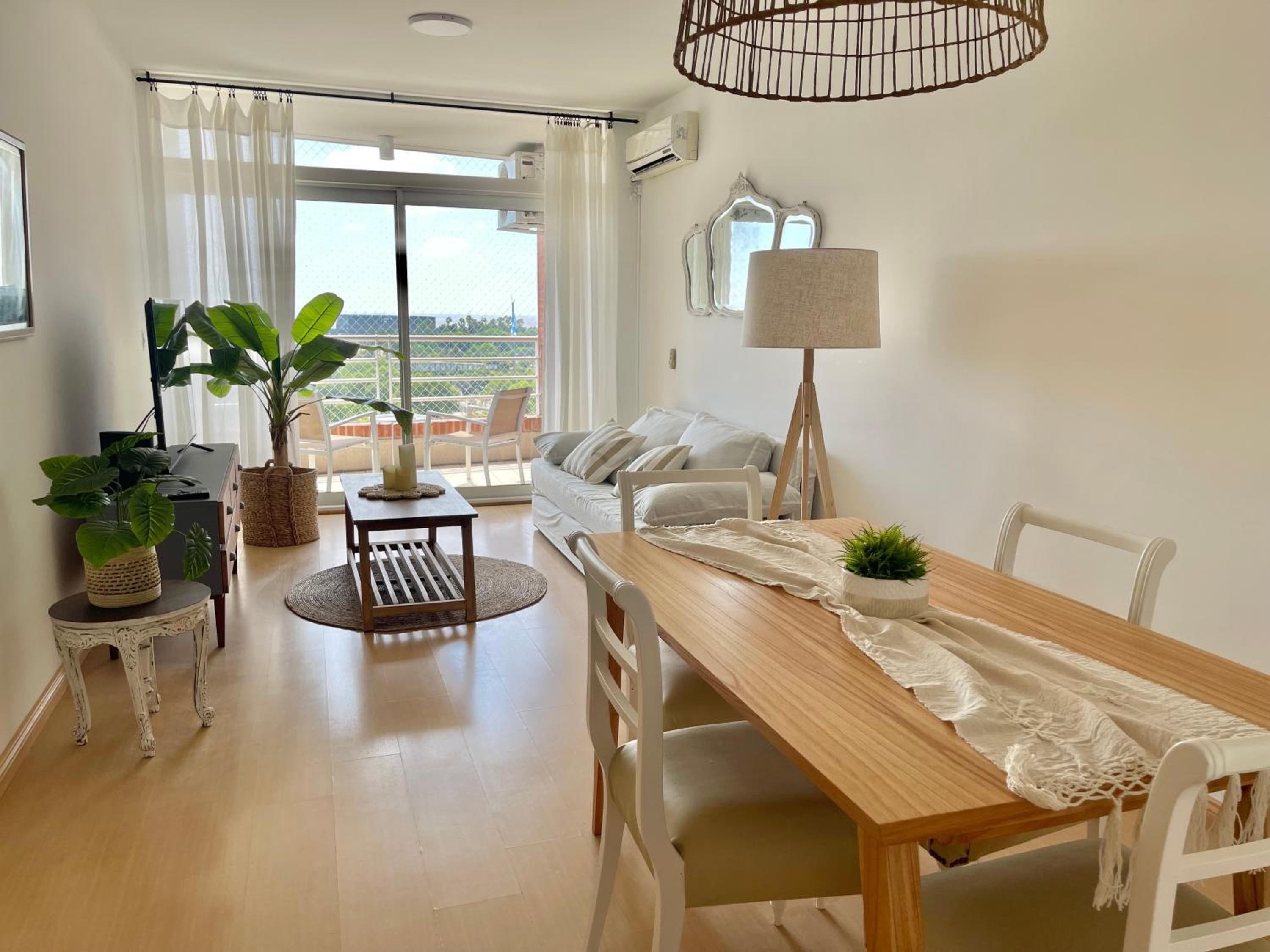 Jardines Full Amenities Vista al Rio
