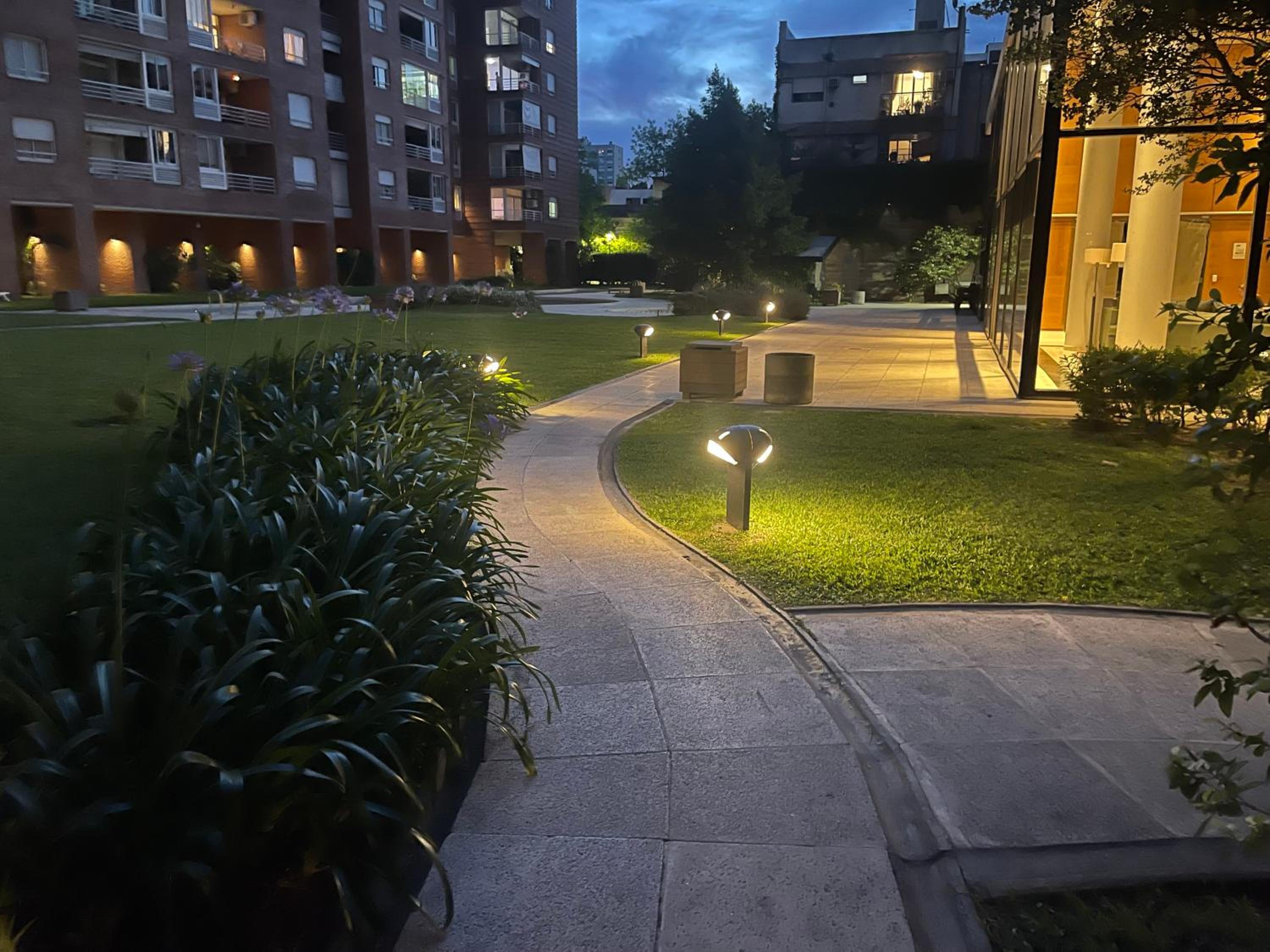 Jardines Full Amenities Vista al Rio