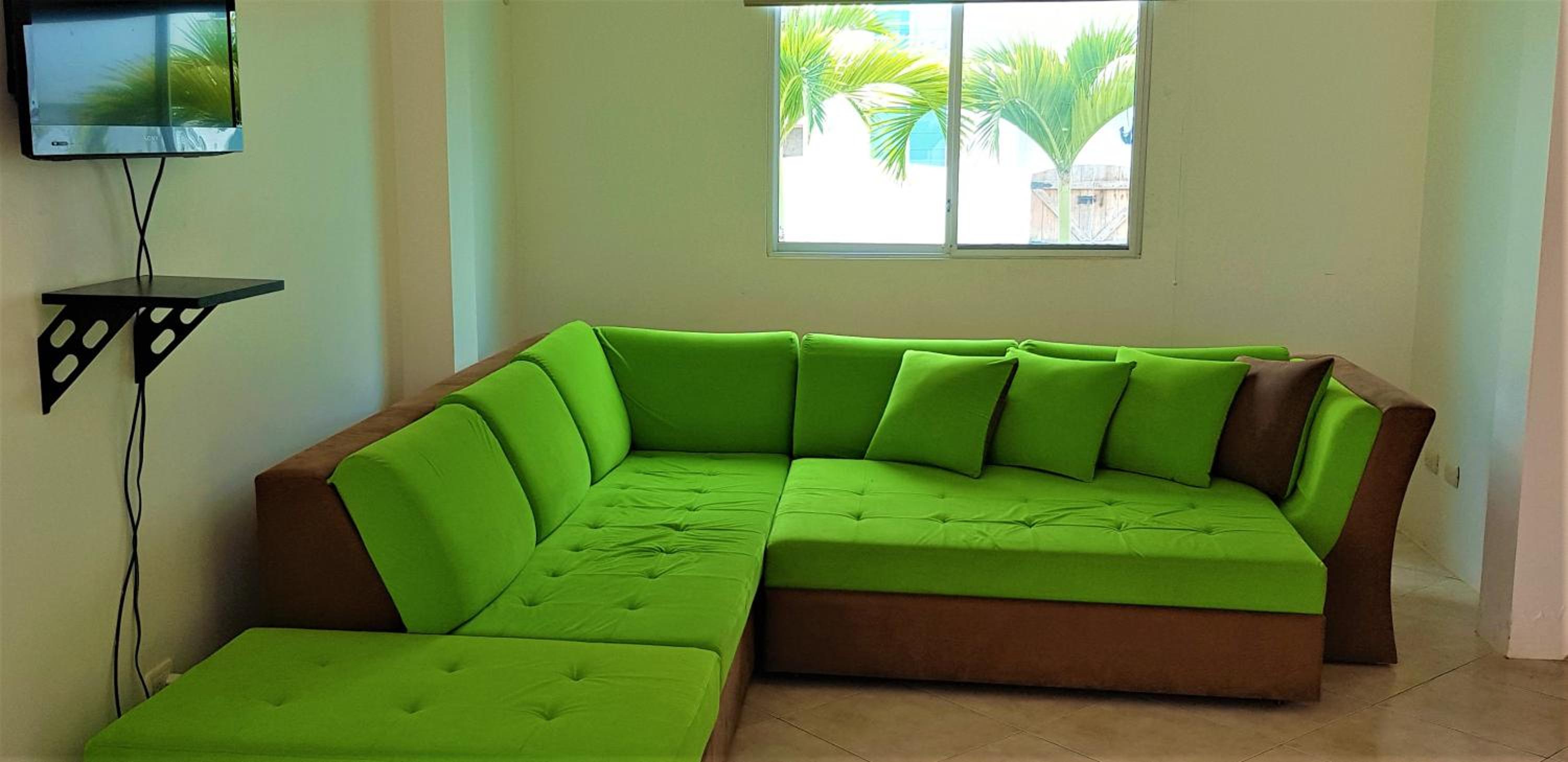 Casa con piscina en urbanización privada