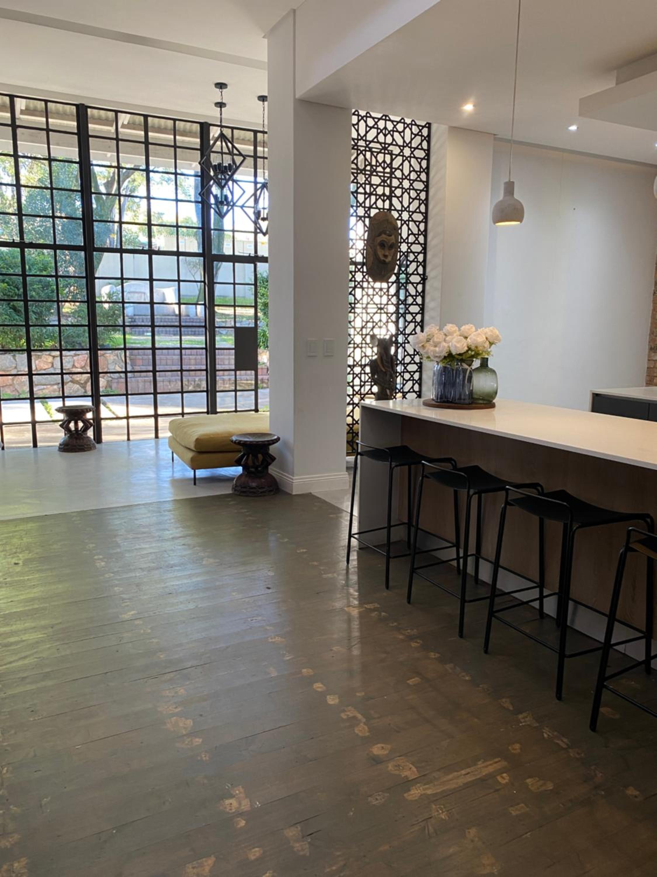 Villa on Main Modderfontein