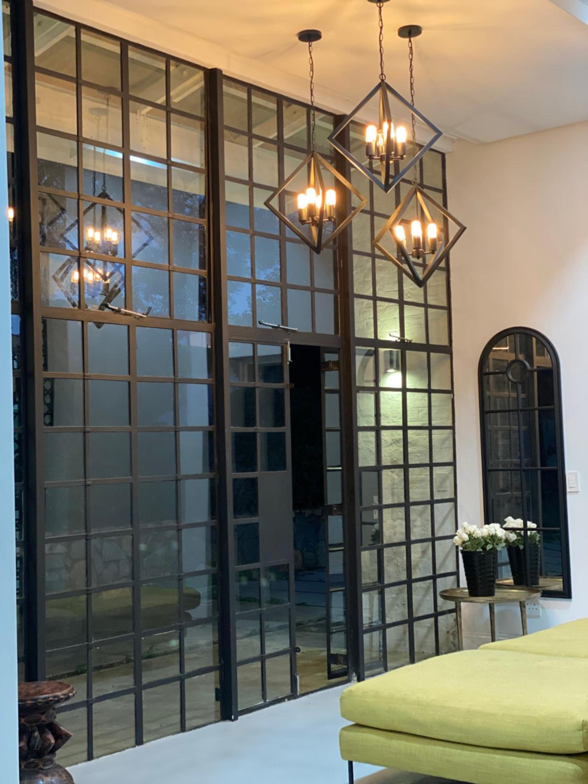 Villa on Main Modderfontein