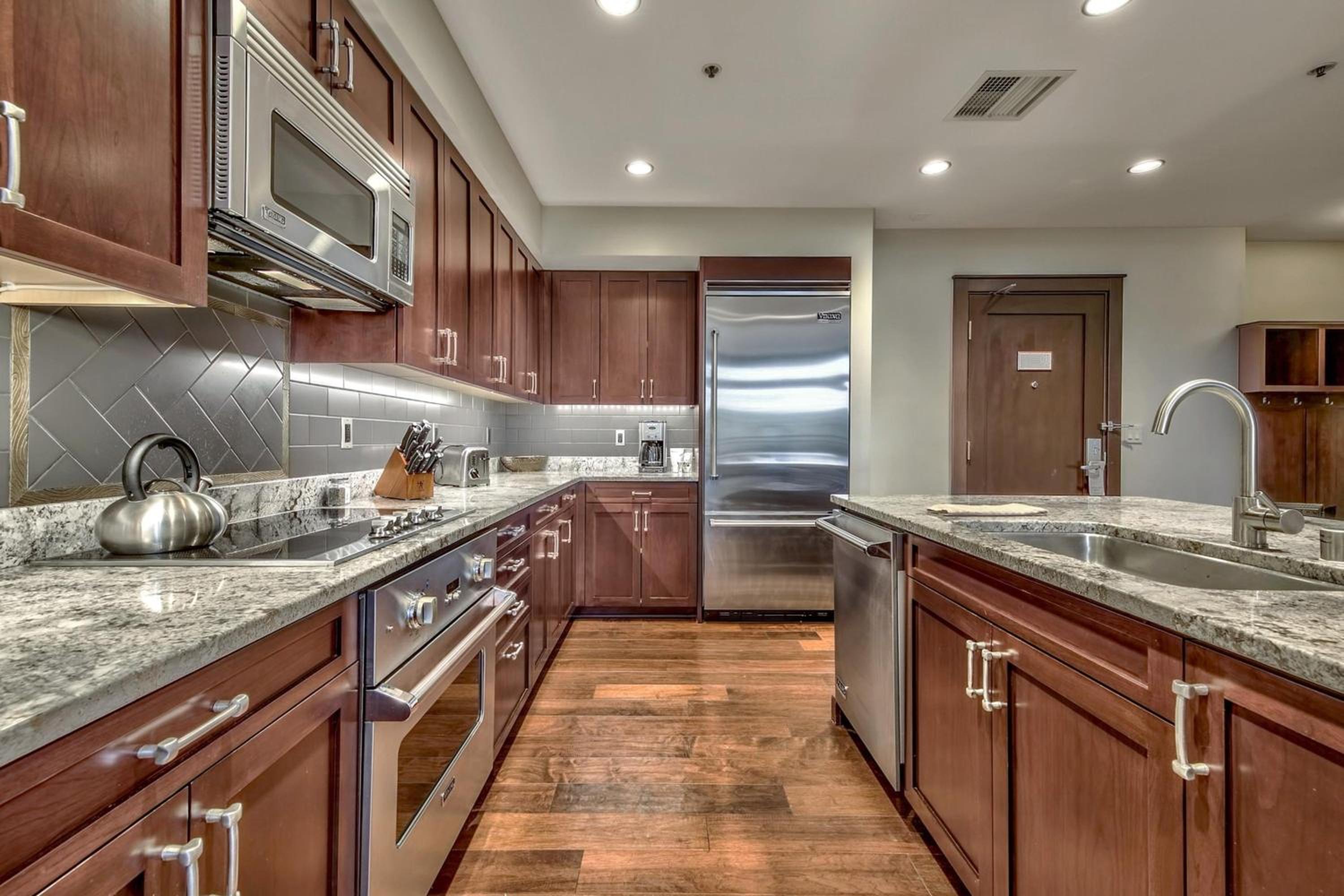 Lake Tahoe Vacations - Constellation Residences - Property Image 39
