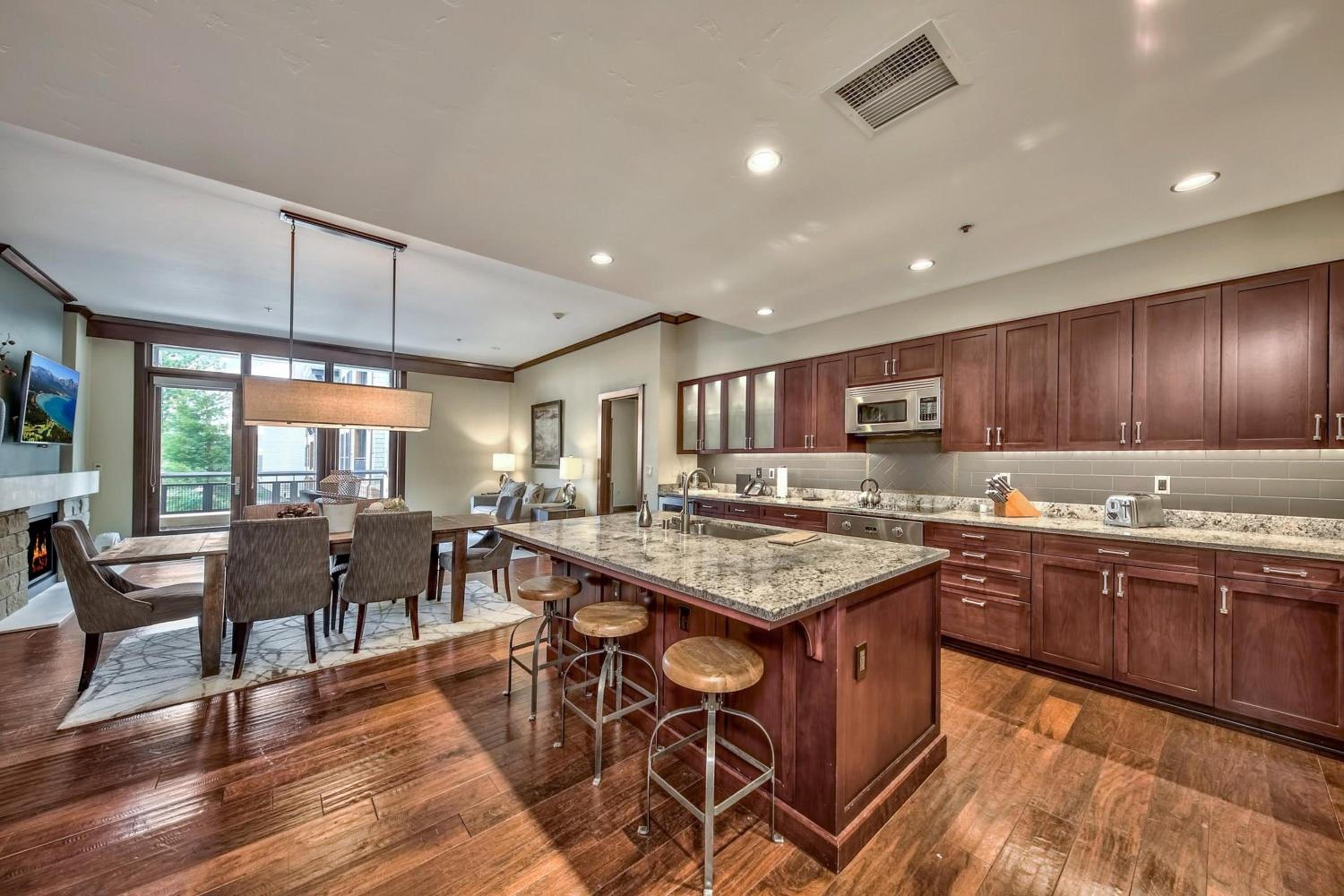 Lake Tahoe Vacations - Constellation Residences - Property Image 25