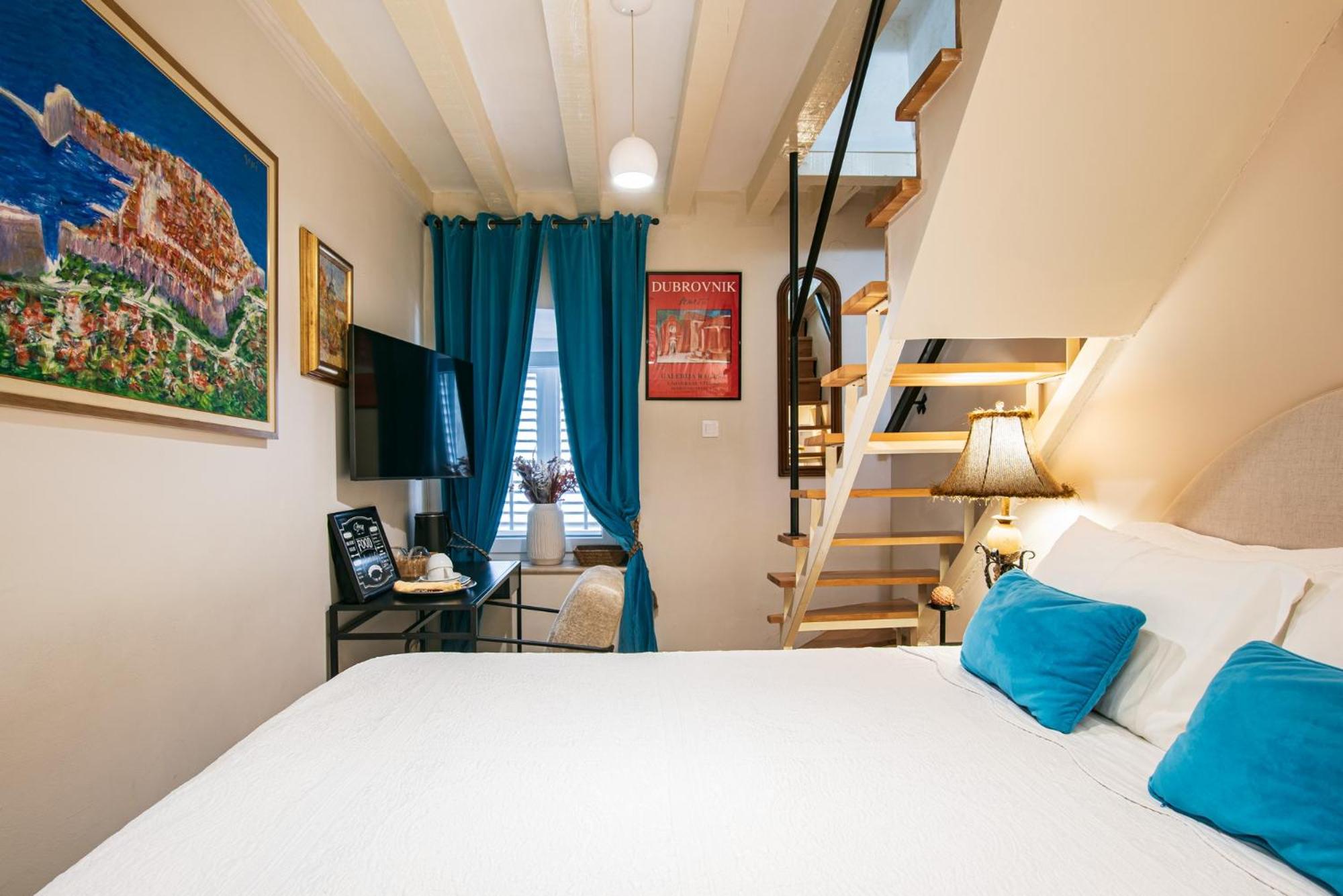 Old Town City Center Apartments