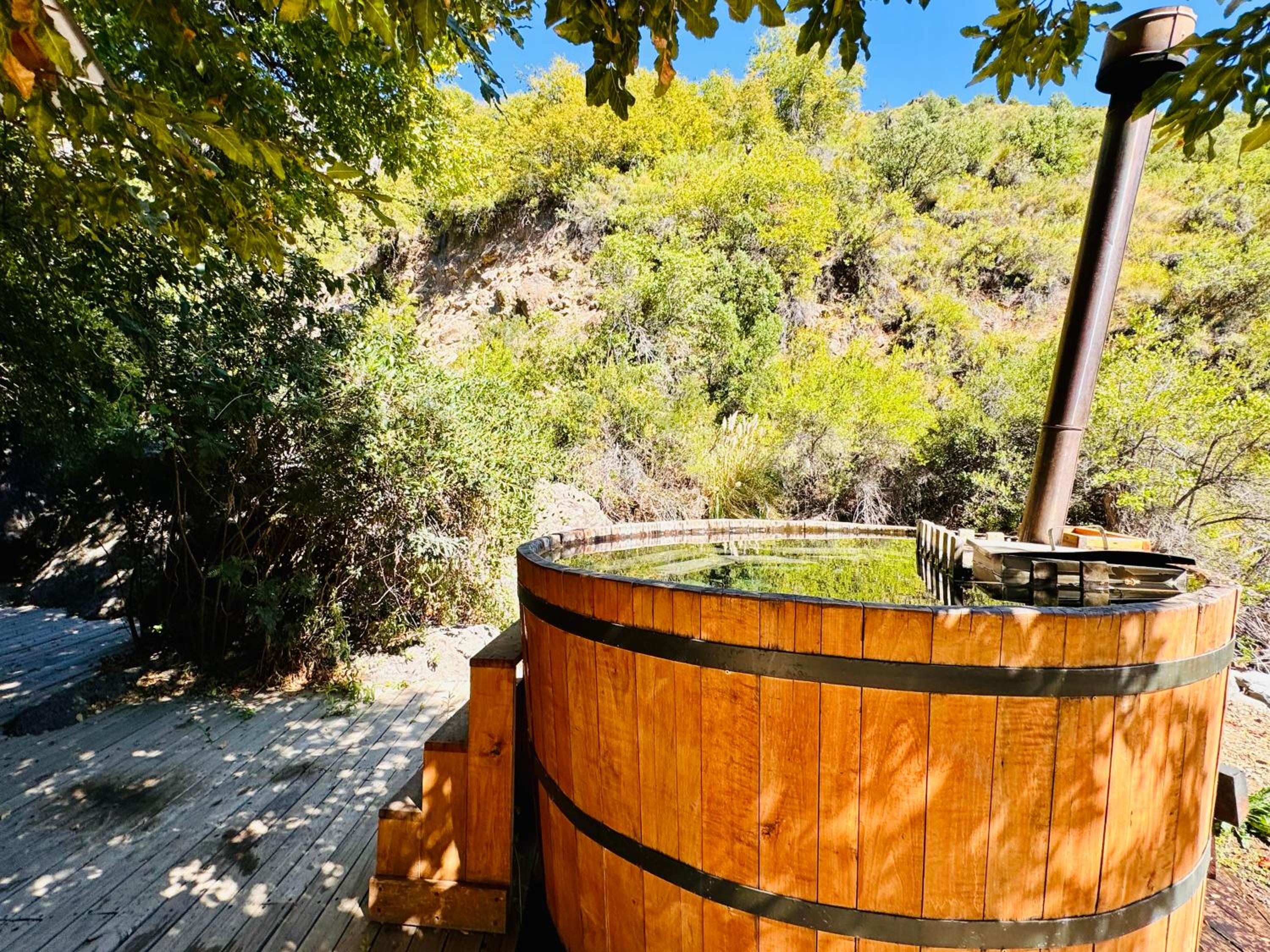 Parque Guaiquivilo, Cabañas de montaña con tinaja privada