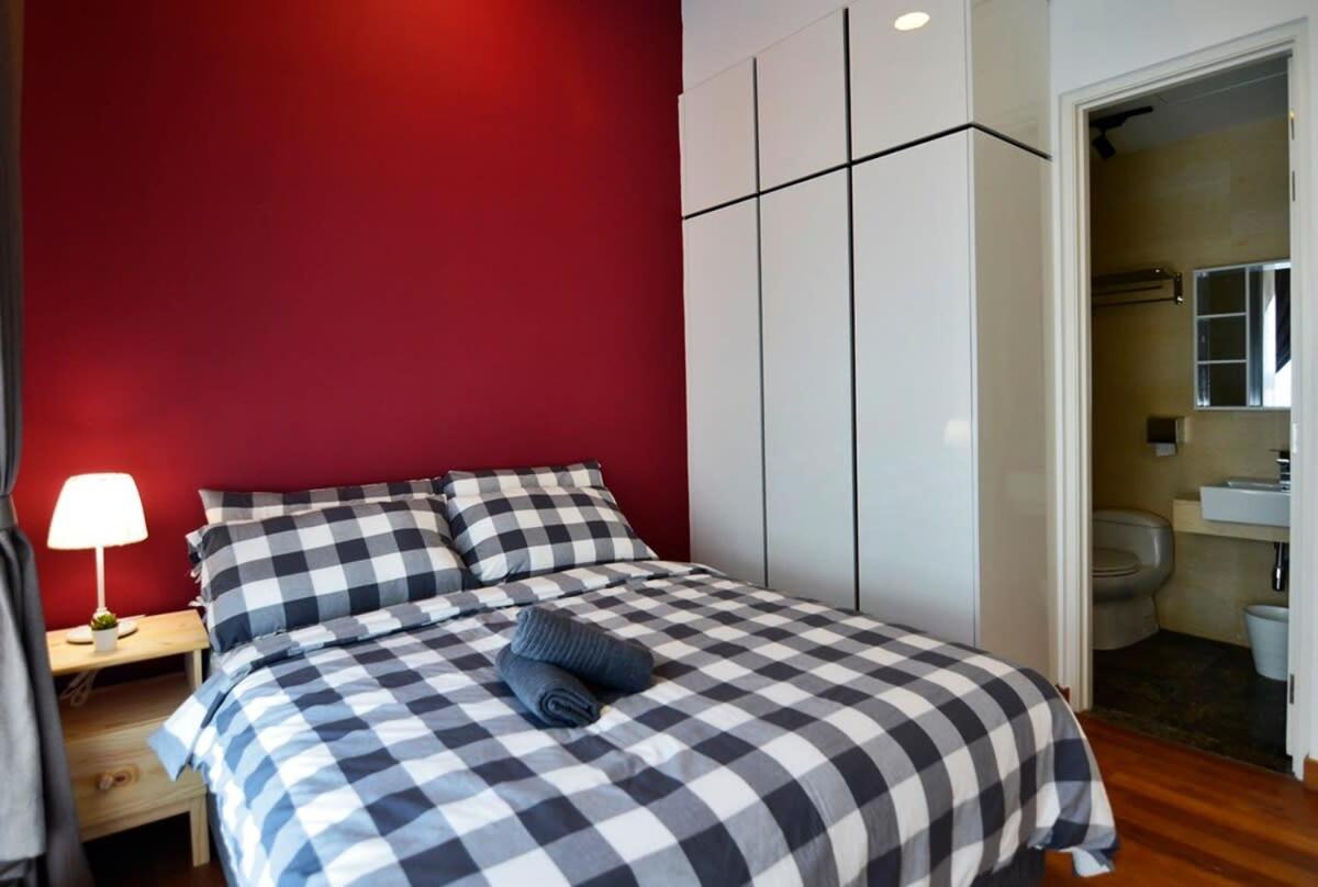 Comfy 2BR TriTower Suite next to JB CIQ, JBCC & Capri