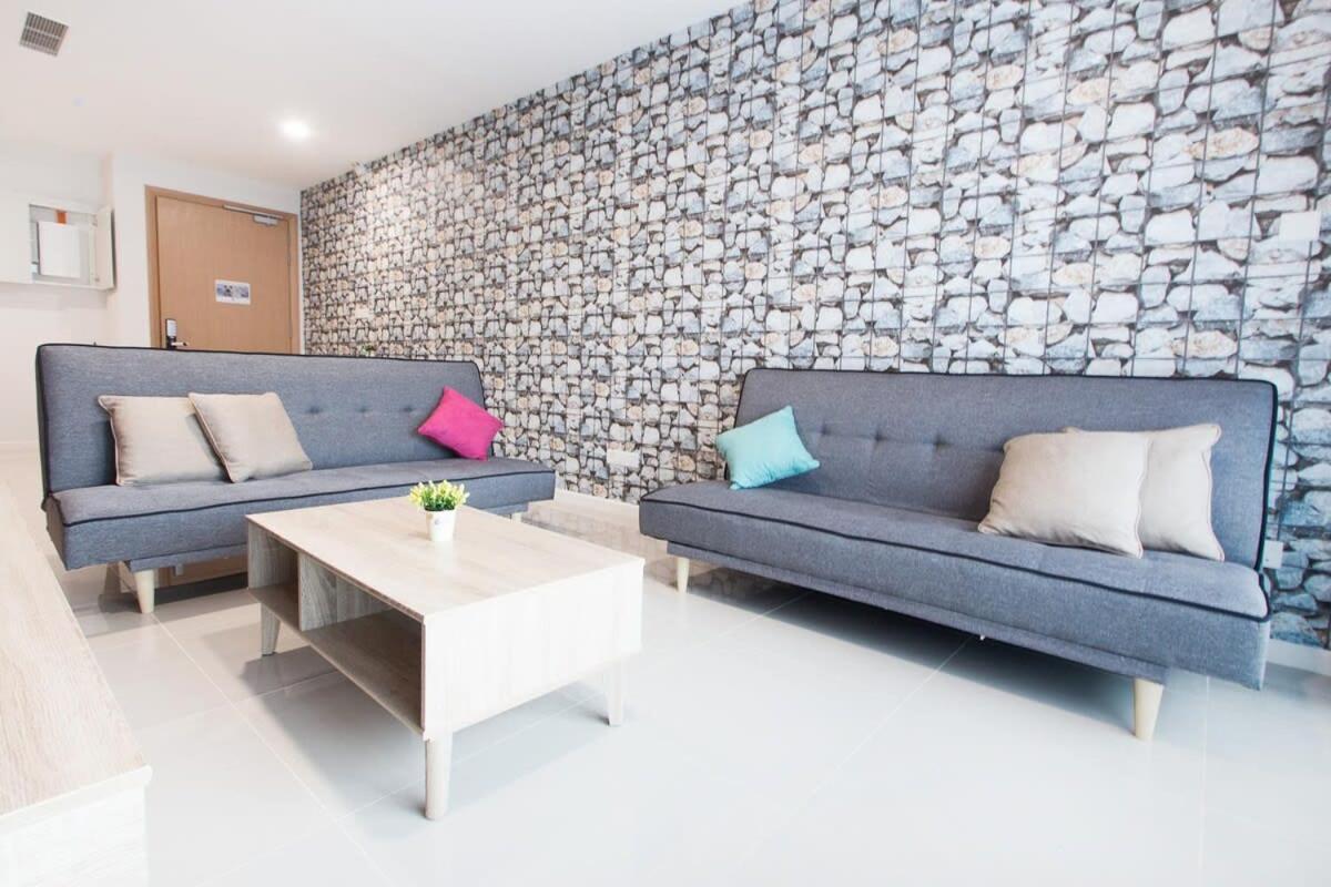 Modern, High Floor Suasana Suites 05 in JB