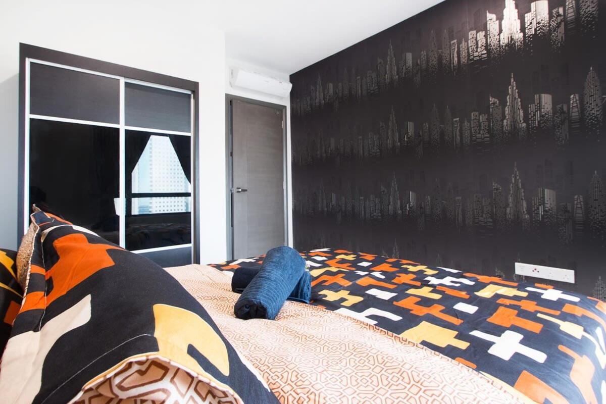 Modern, High Floor Suasana Suites 05 in JB