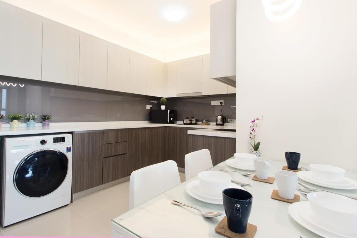 A Bright & Modern Suasana Suites in Johor Bahru