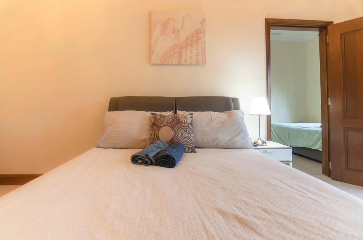 A Generous & Cozy 5BR Home in Ampang, FREE Parking photo 5