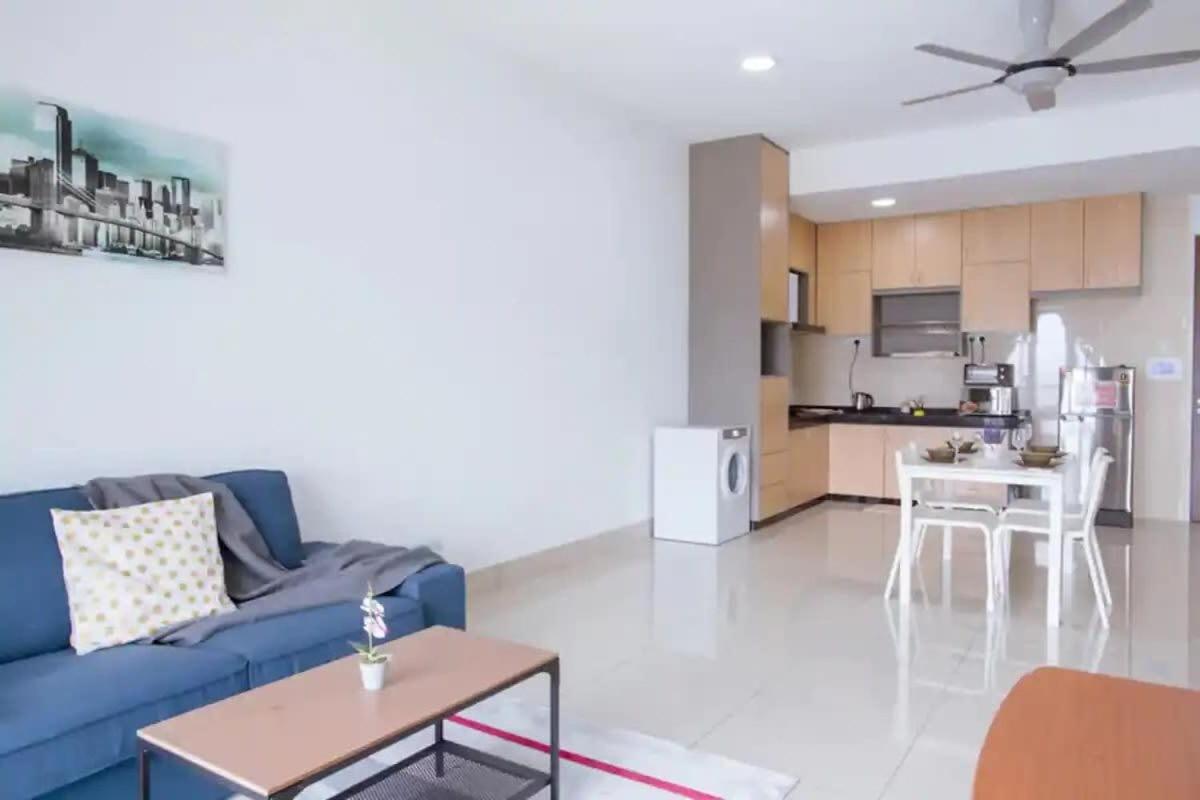 A Stylish 2BR One Residence near Sunway Velocity