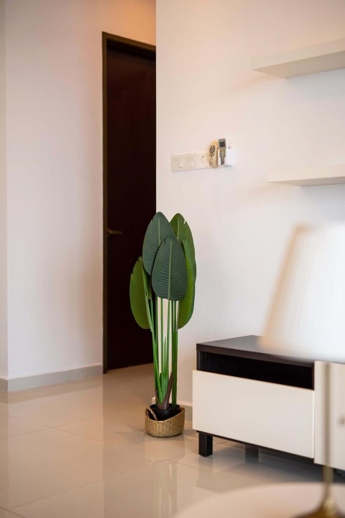 Comfy 3BR Apt in Danga Bay FREE Parking Sea View
