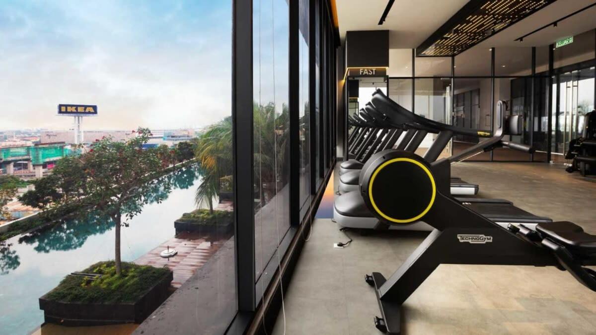 Cozy & Central 2BR Continew Apt Near IKEA and TRX