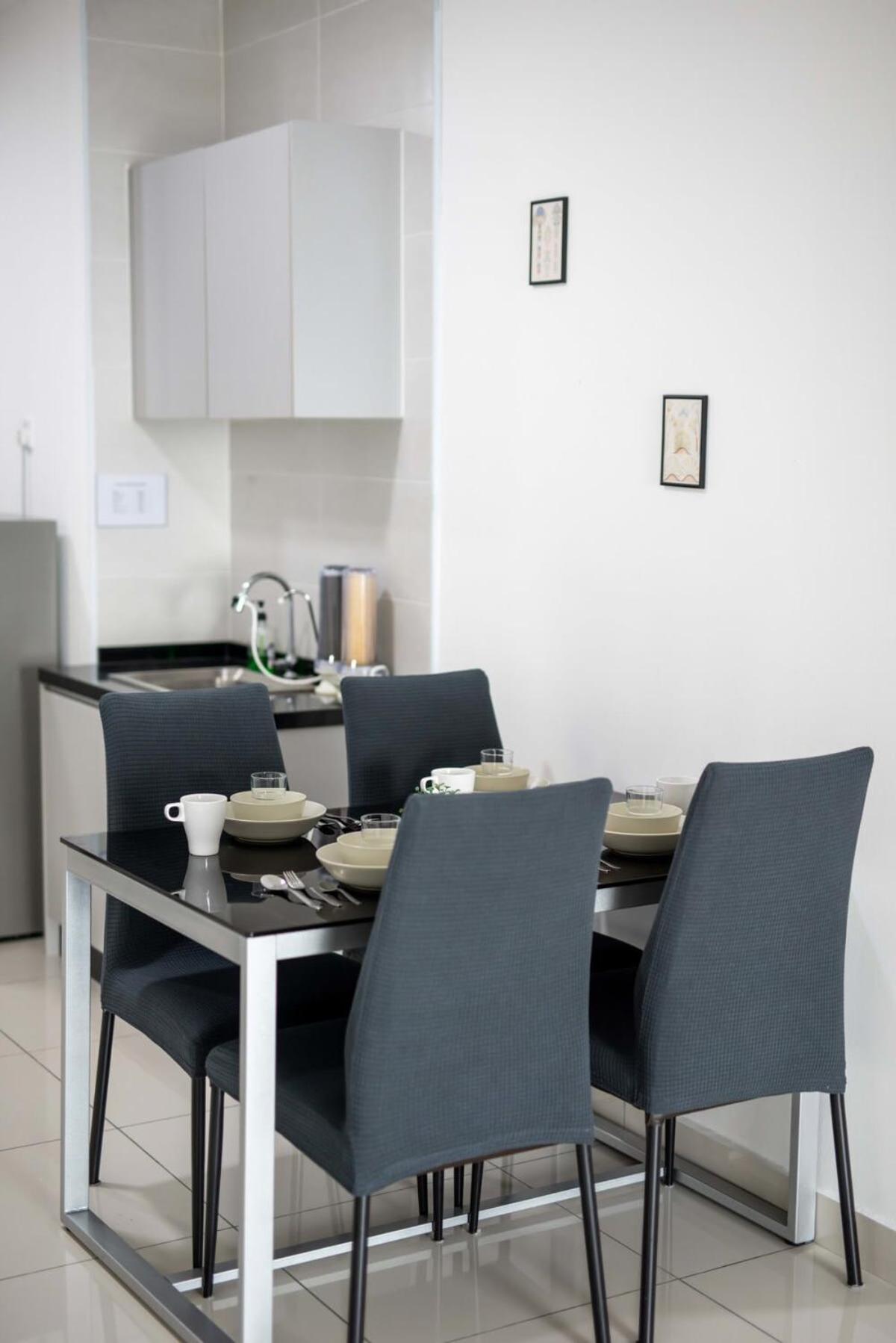 Comfy 3BR Apt @ KSL Daya Near IKEA Tebrau Parking