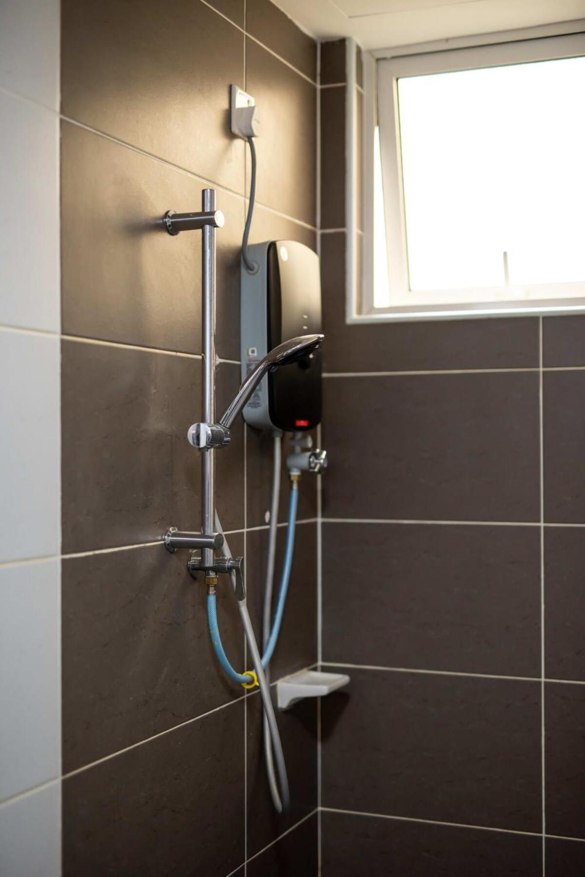 Comfy 3BR Apt @ KSL Daya Near IKEA Tebrau Parking
