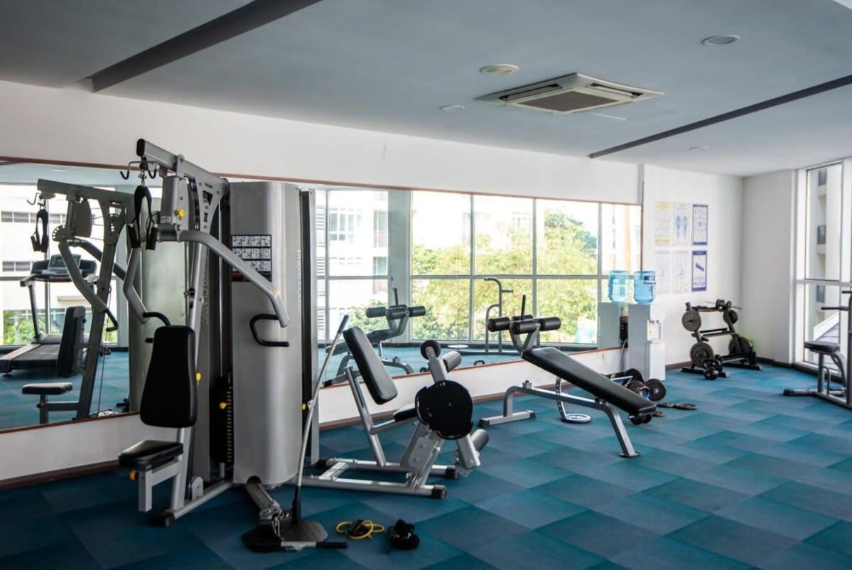 Comfy 3BR Apt @ KSL Daya Near IKEA Tebrau Parking