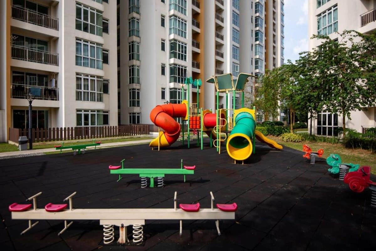 Comfy 3BR Apt @ KSL Daya Near IKEA Tebrau Parking