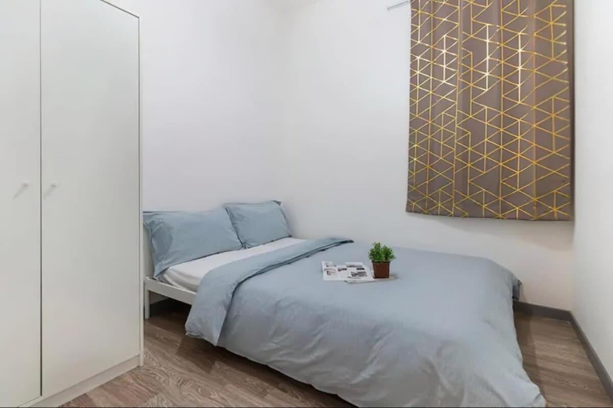 Modern 3BR Apt Near Desa Park Mont Kiara Parking