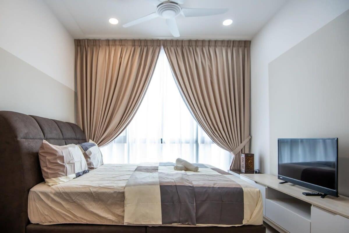 Cozy & Comfy Studio Near JB Sentral Free Parking