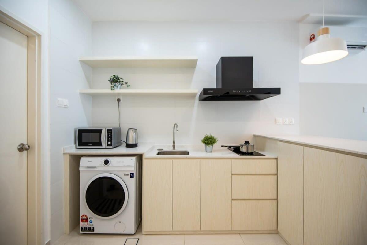 Cozy & Comfy Studio Near JB Sentral Free Parking
