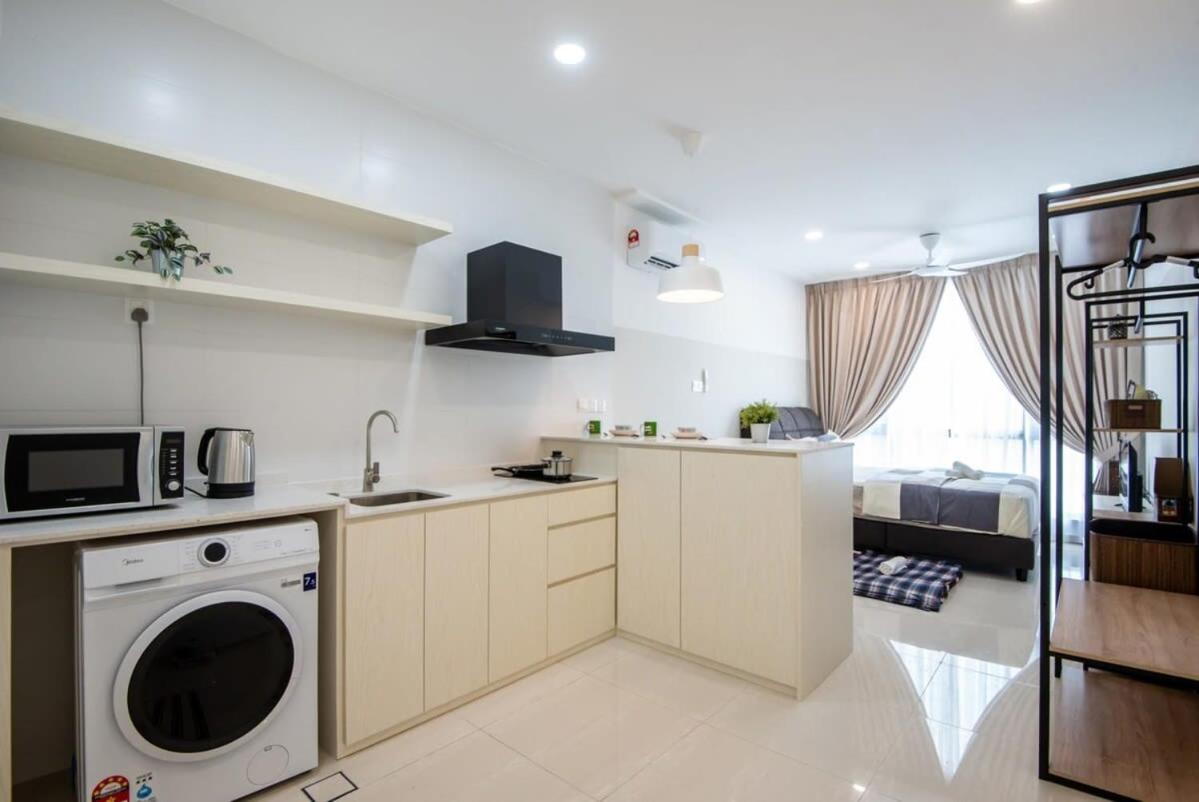 Cozy & Comfy Studio Near JB Sentral Free Parking