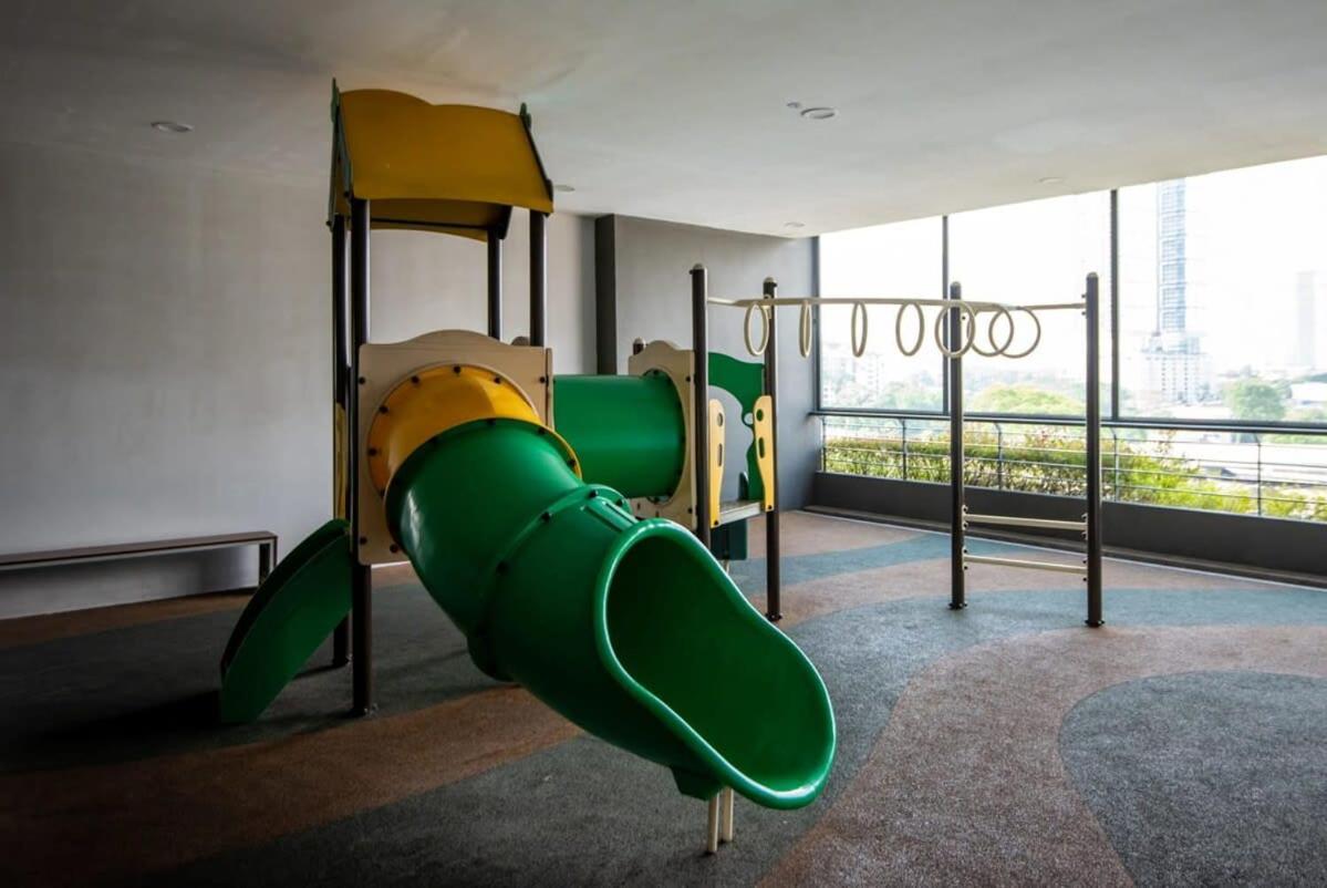 Cozy & Comfy Studio Near JB Sentral Free Parking