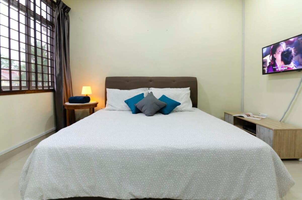 A Spacious & Cozy 3BR Cove House FREE Parking