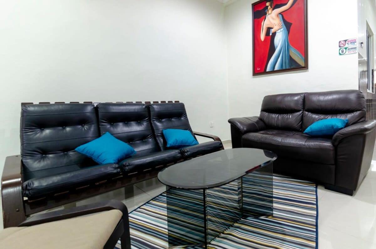 A Spacious & Cozy 3BR Cove House FREE Parking