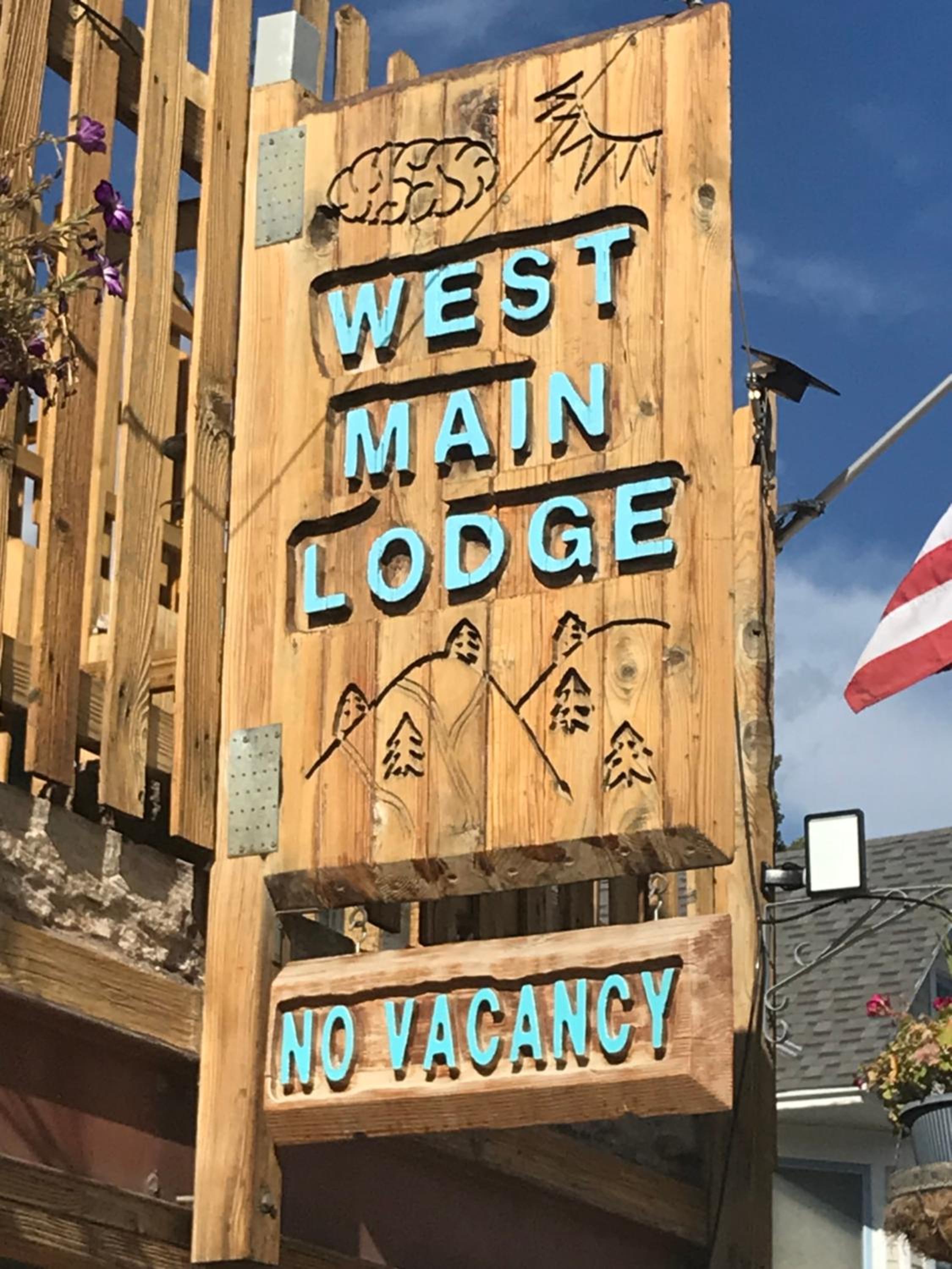 West Main Lodge, 3 bedroom view 5