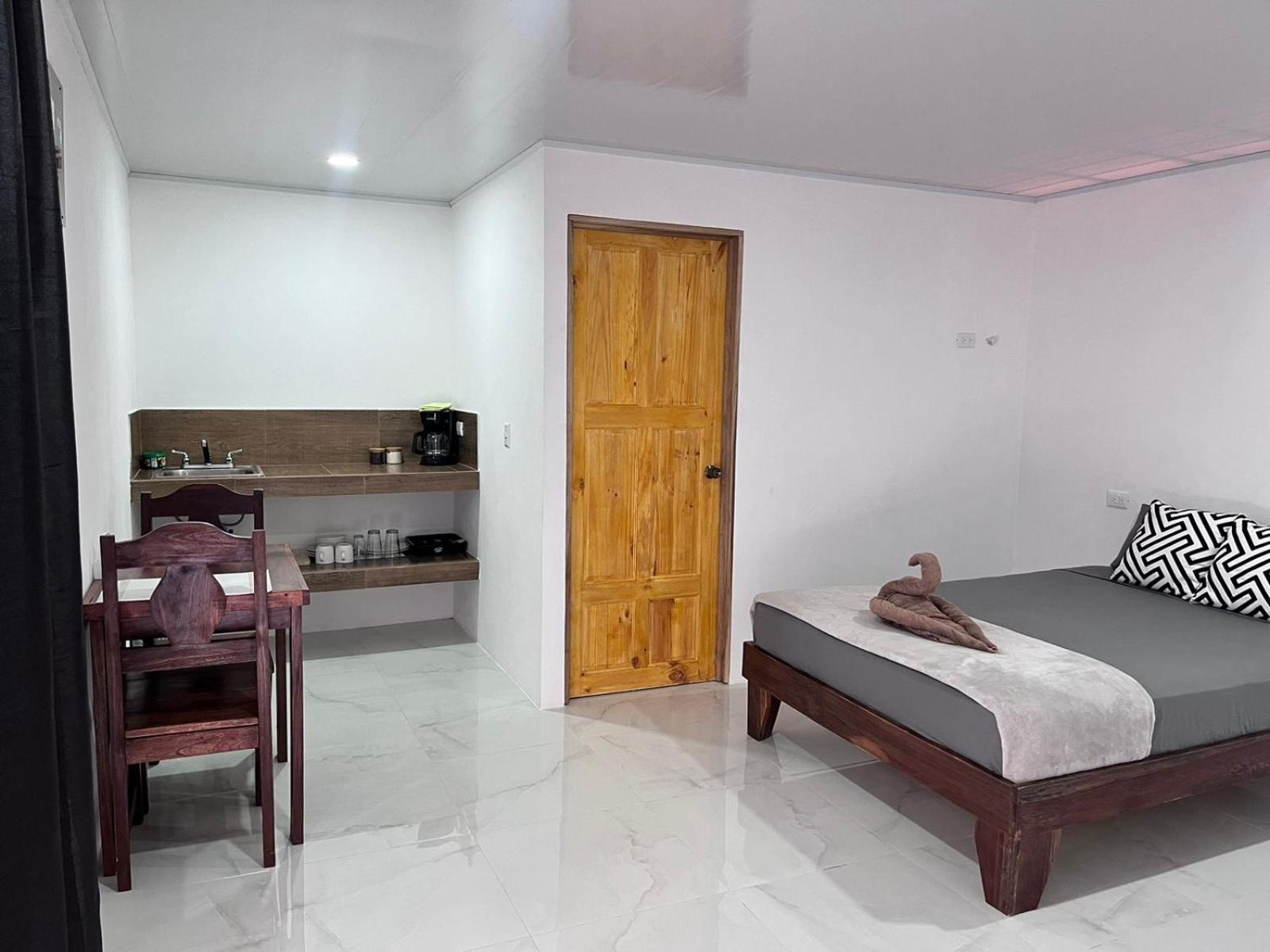 Tortuguero Villas