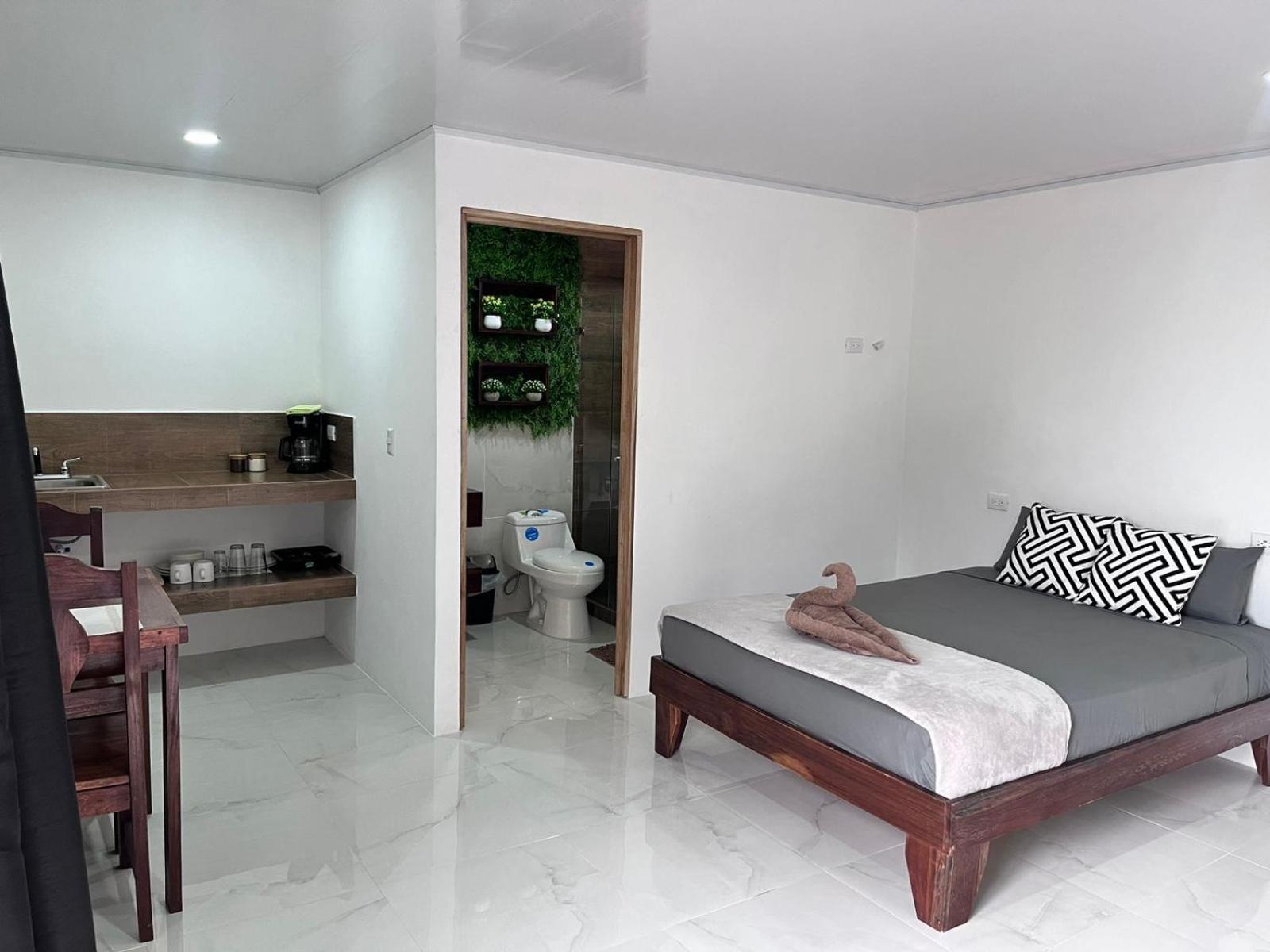 Tortuguero Villas