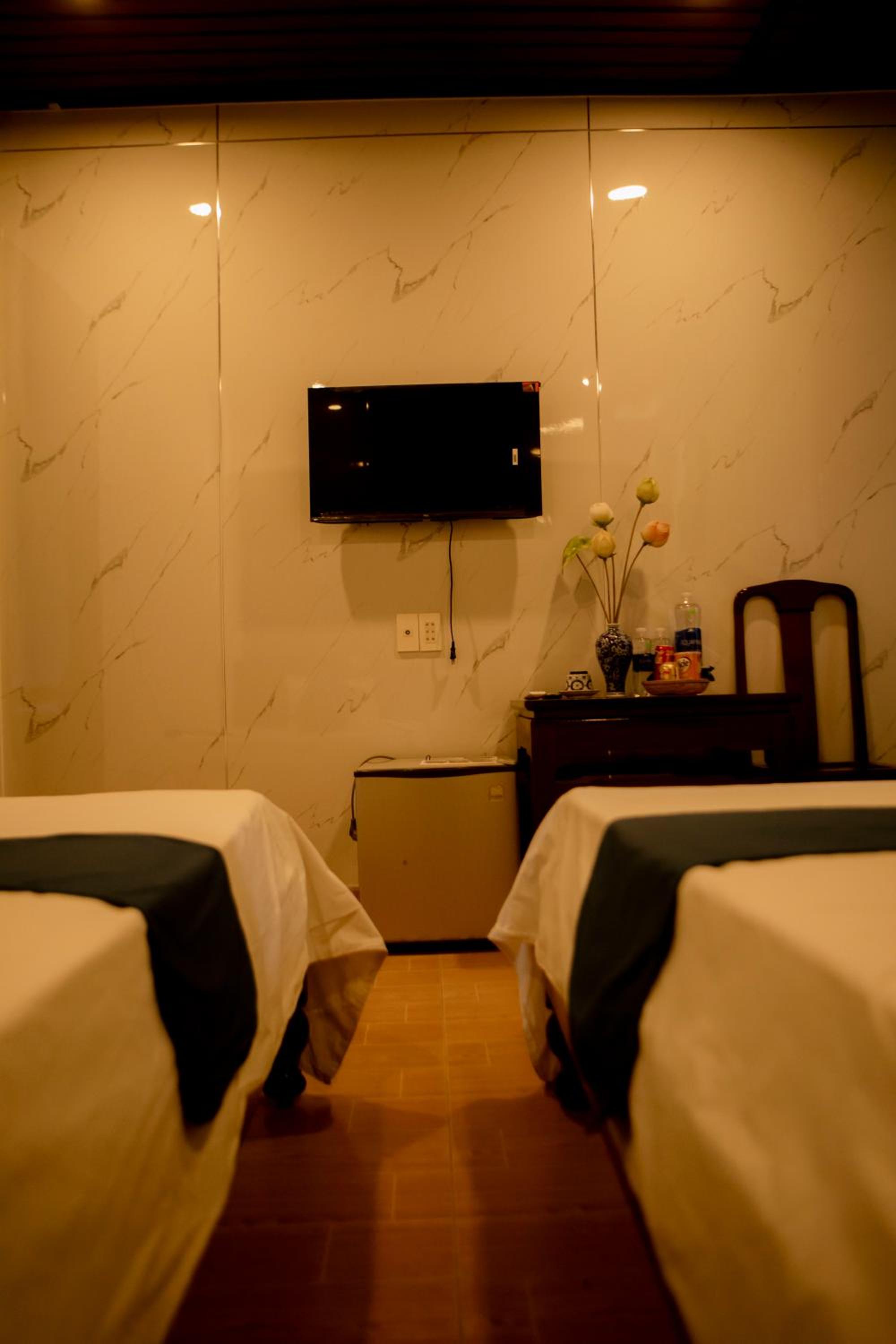 Golden Guesthouse