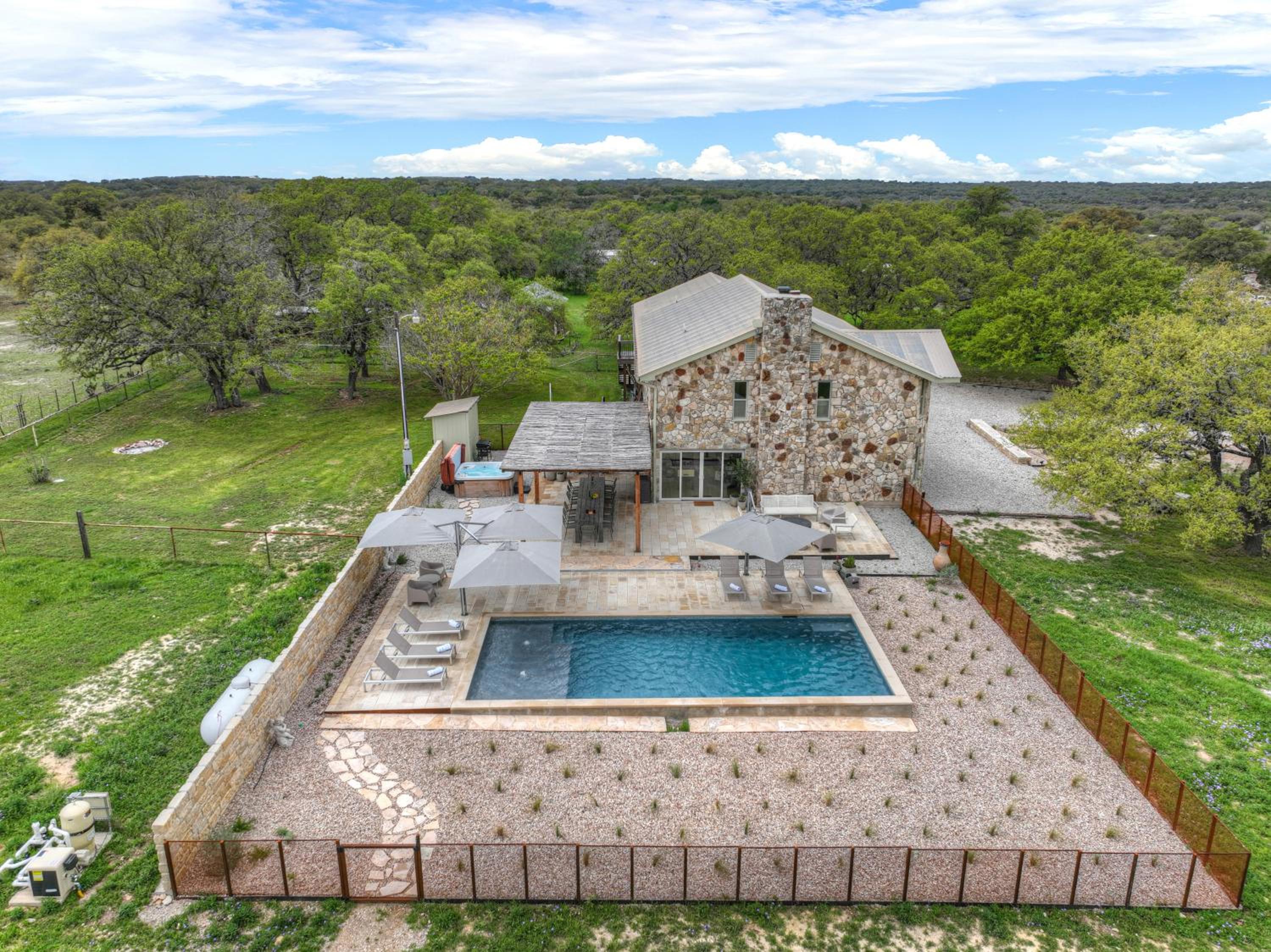 Grasslands Pool Hot Tub Hill Country Views view 3
