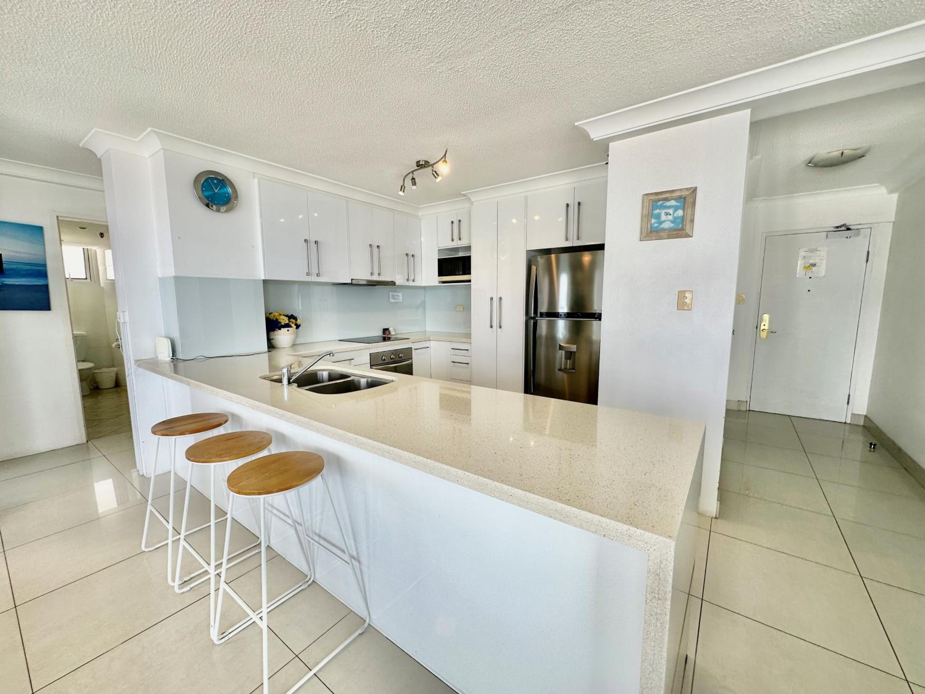 Beach Haven 16E