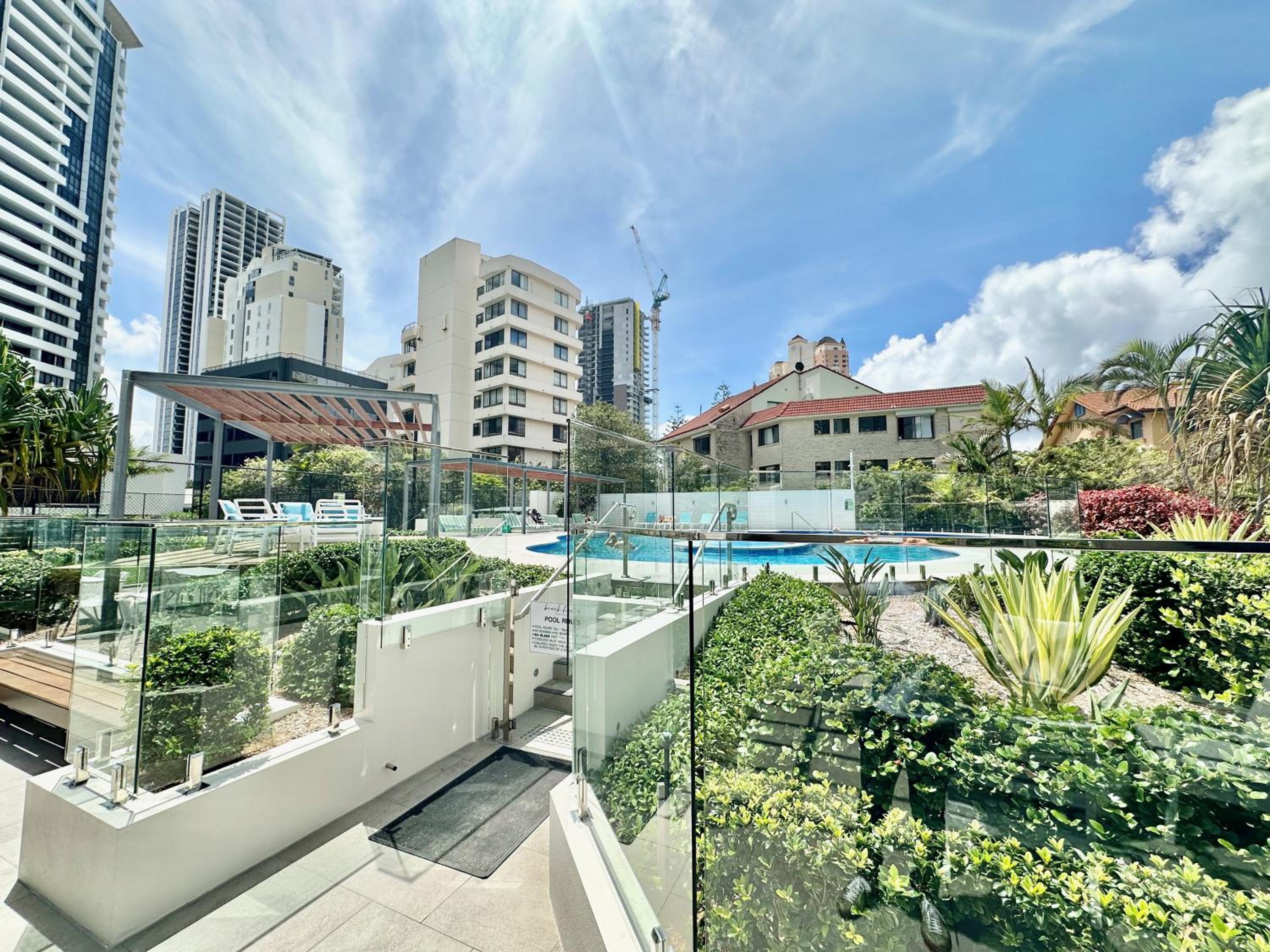 Beach Haven 16E