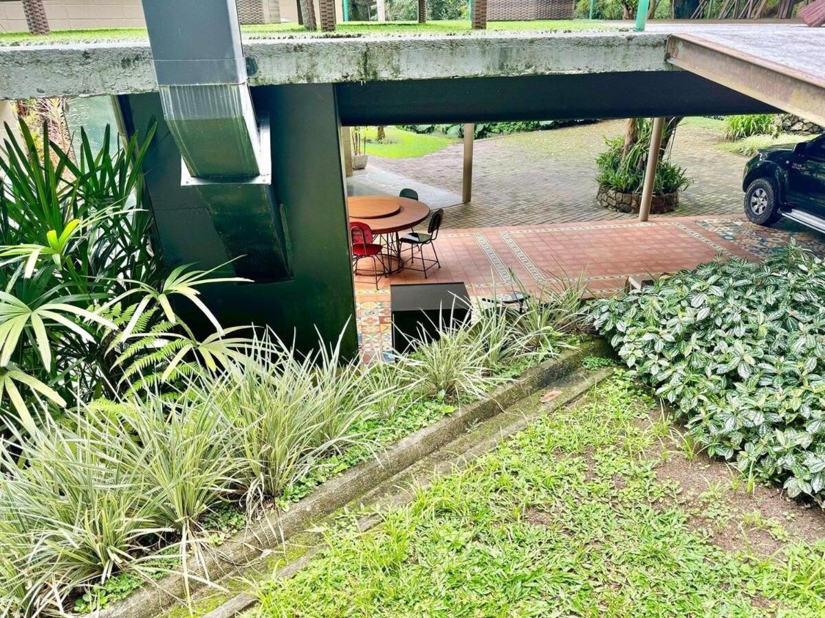 Jacuzzi e Lareira | Paz na natureza