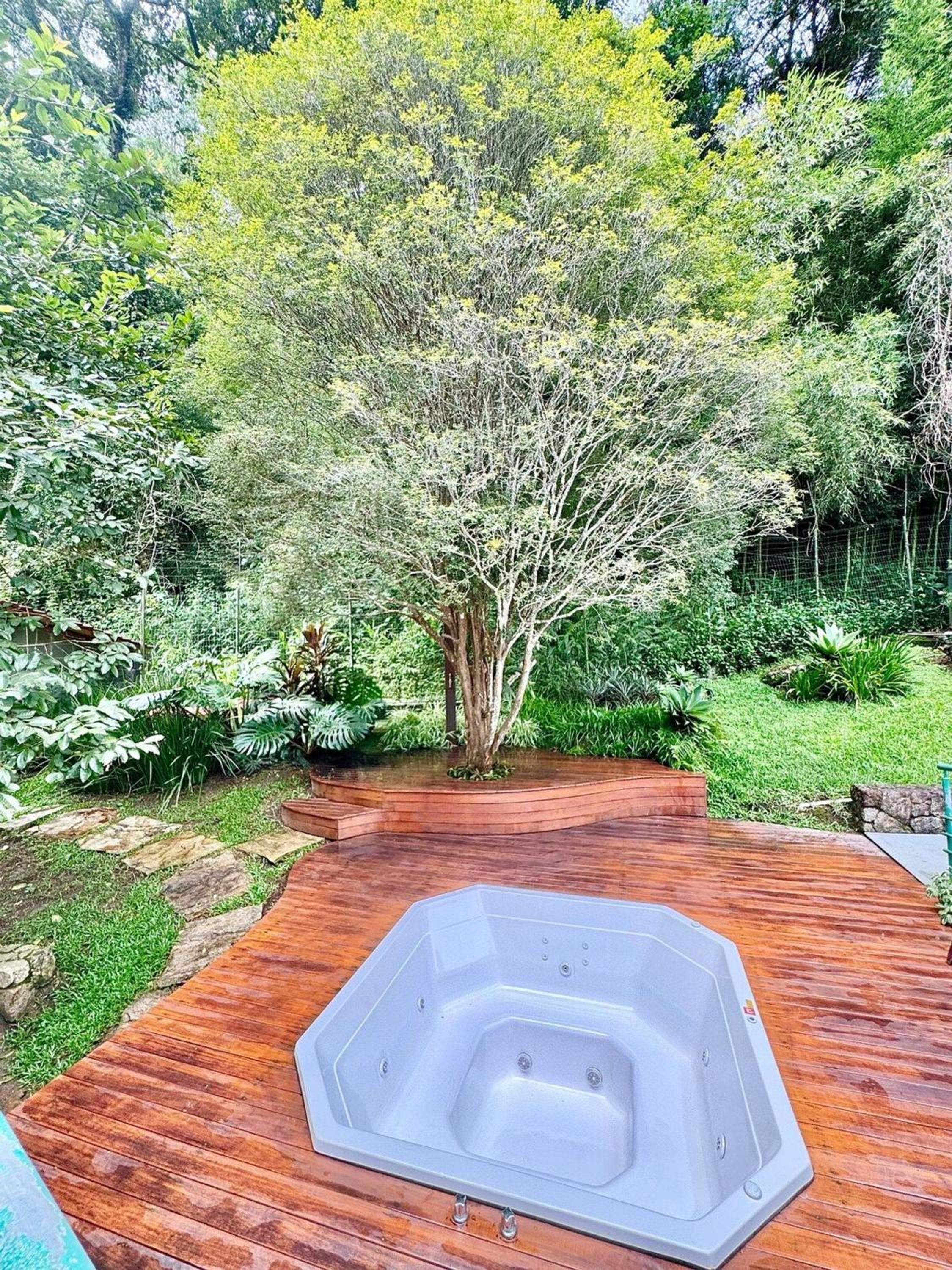Jacuzzi e Lareira | Paz na natureza