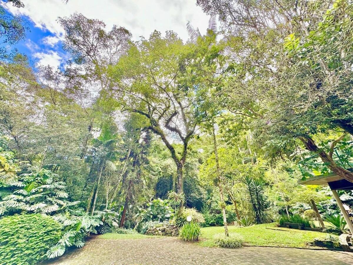 Jacuzzi e Lareira | Paz na natureza