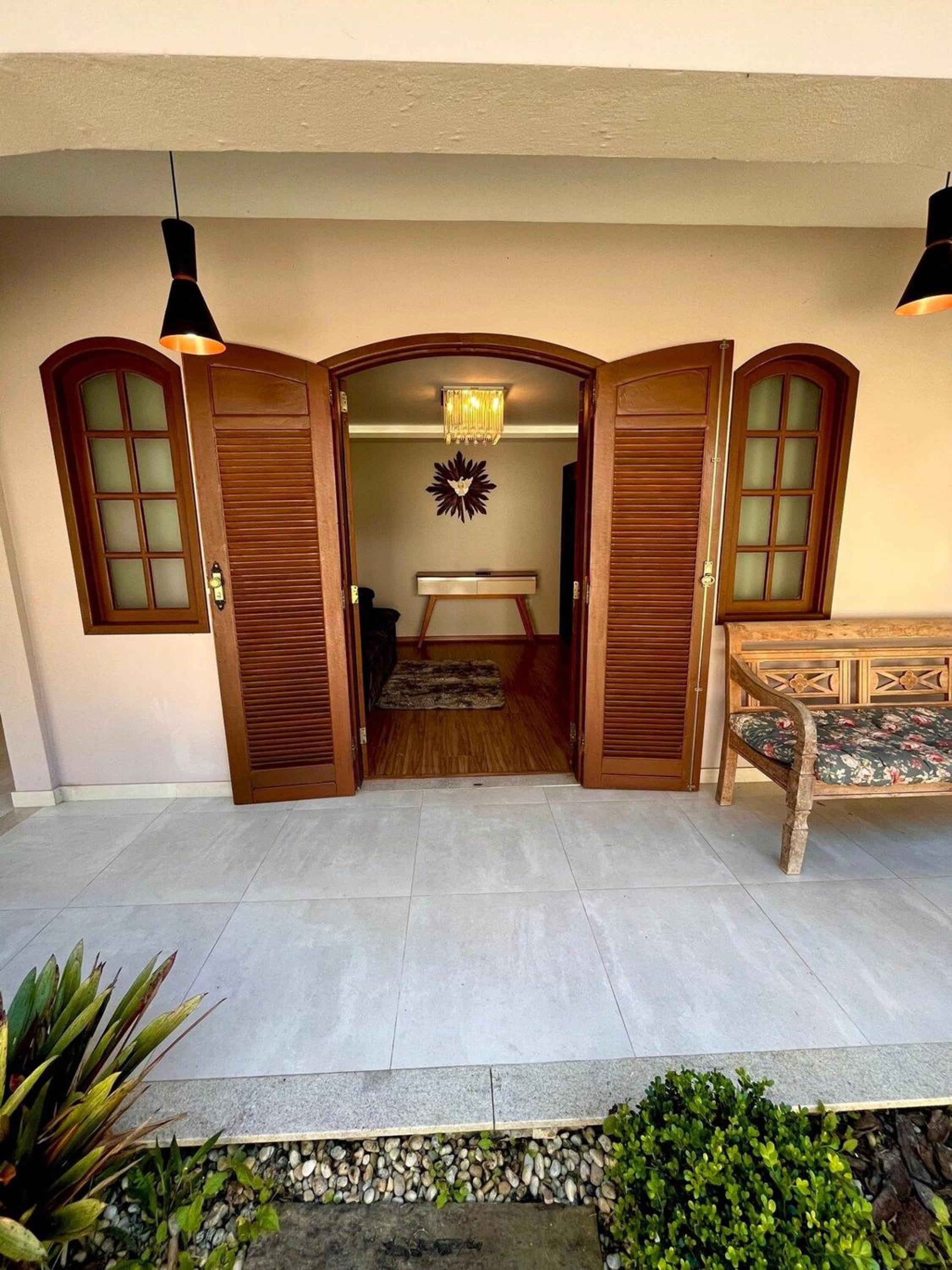 Vista para montanha com 3 quartos