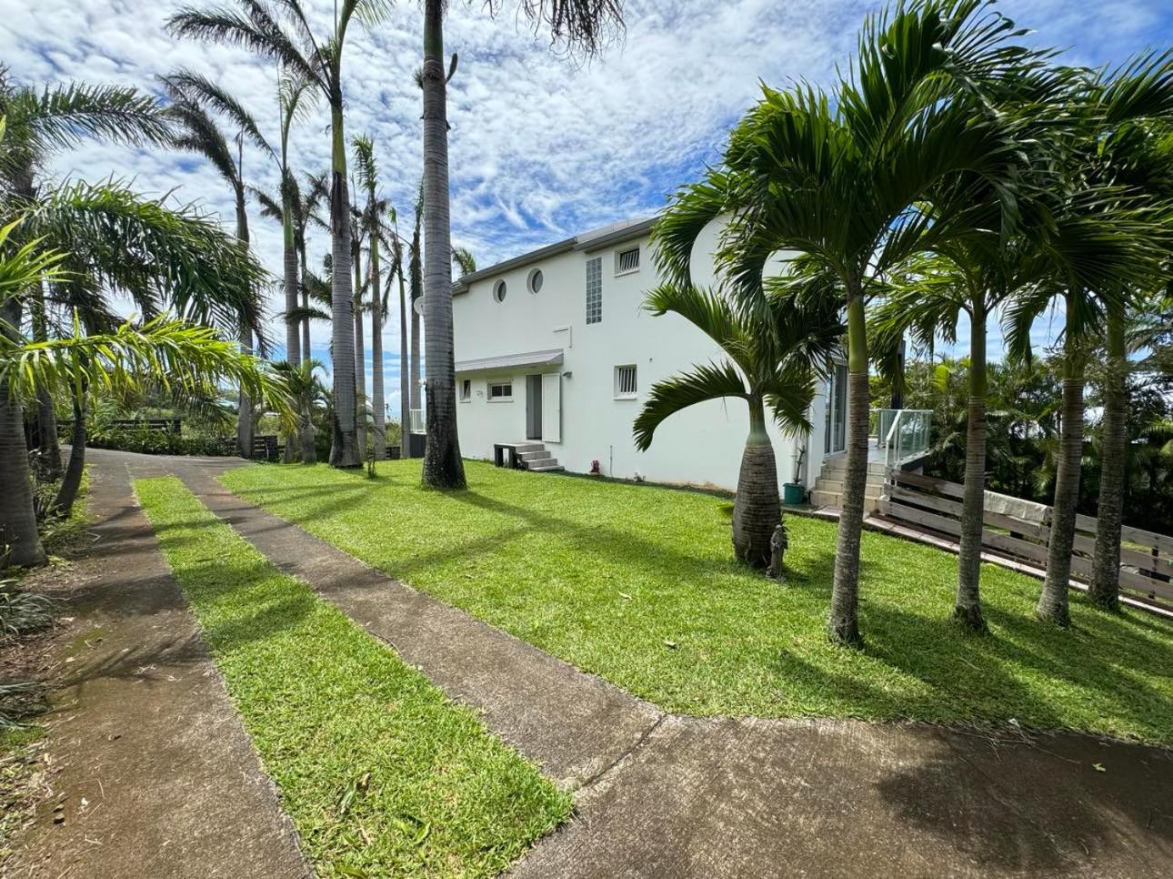 Grande Villa au calme - Vue exceptionnelle - Climatisation - Piscine sel chauffée - Jardin Tropical