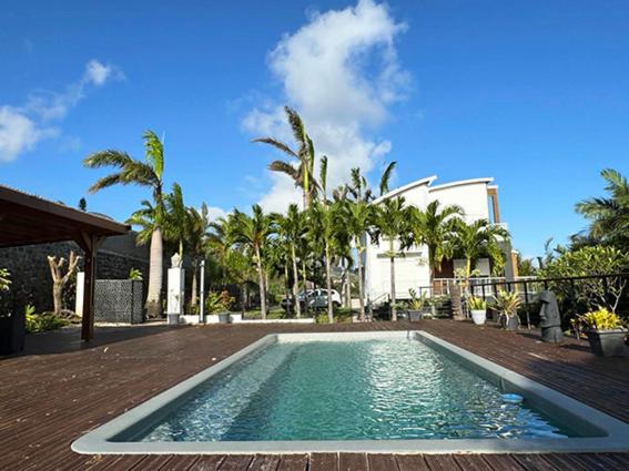Grande Villa au calme - Vue exceptionnelle - Climatisation - Piscine sel chauffée - Jardin Tropical