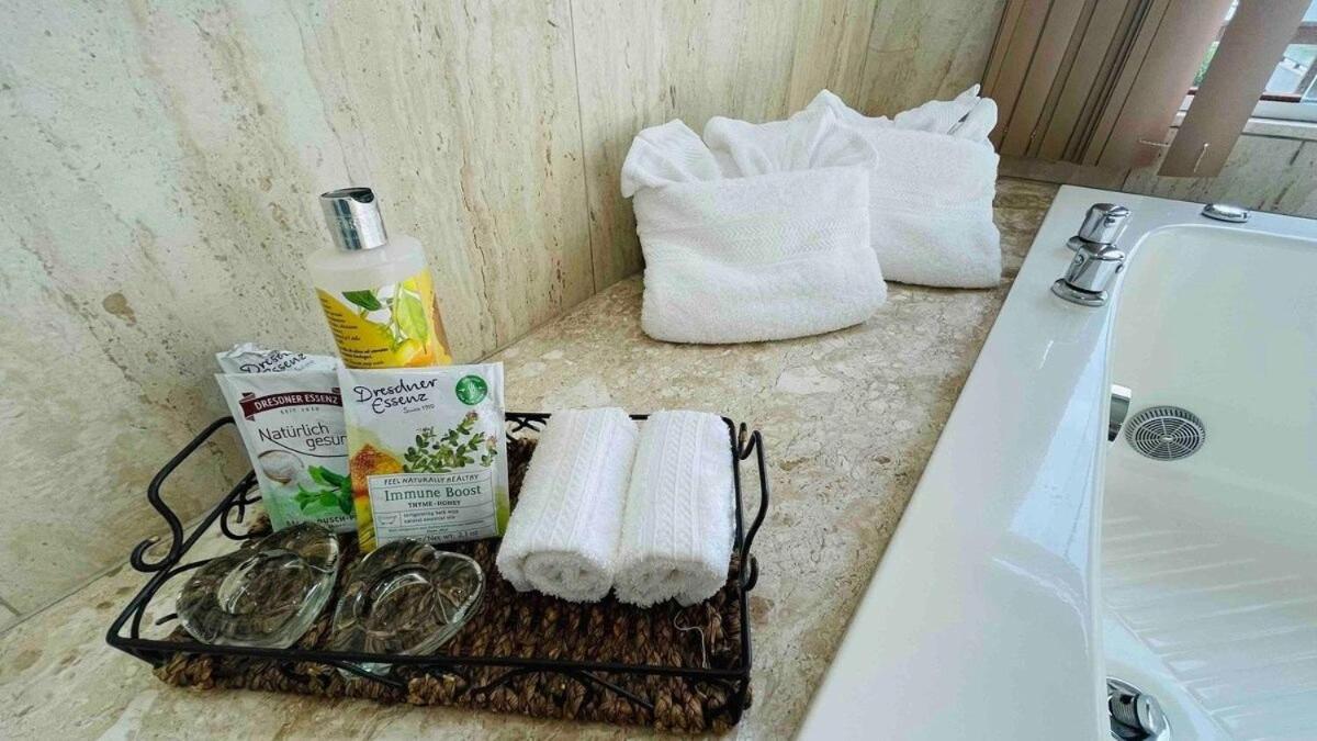Casa maravilhosa com piscina e sauna