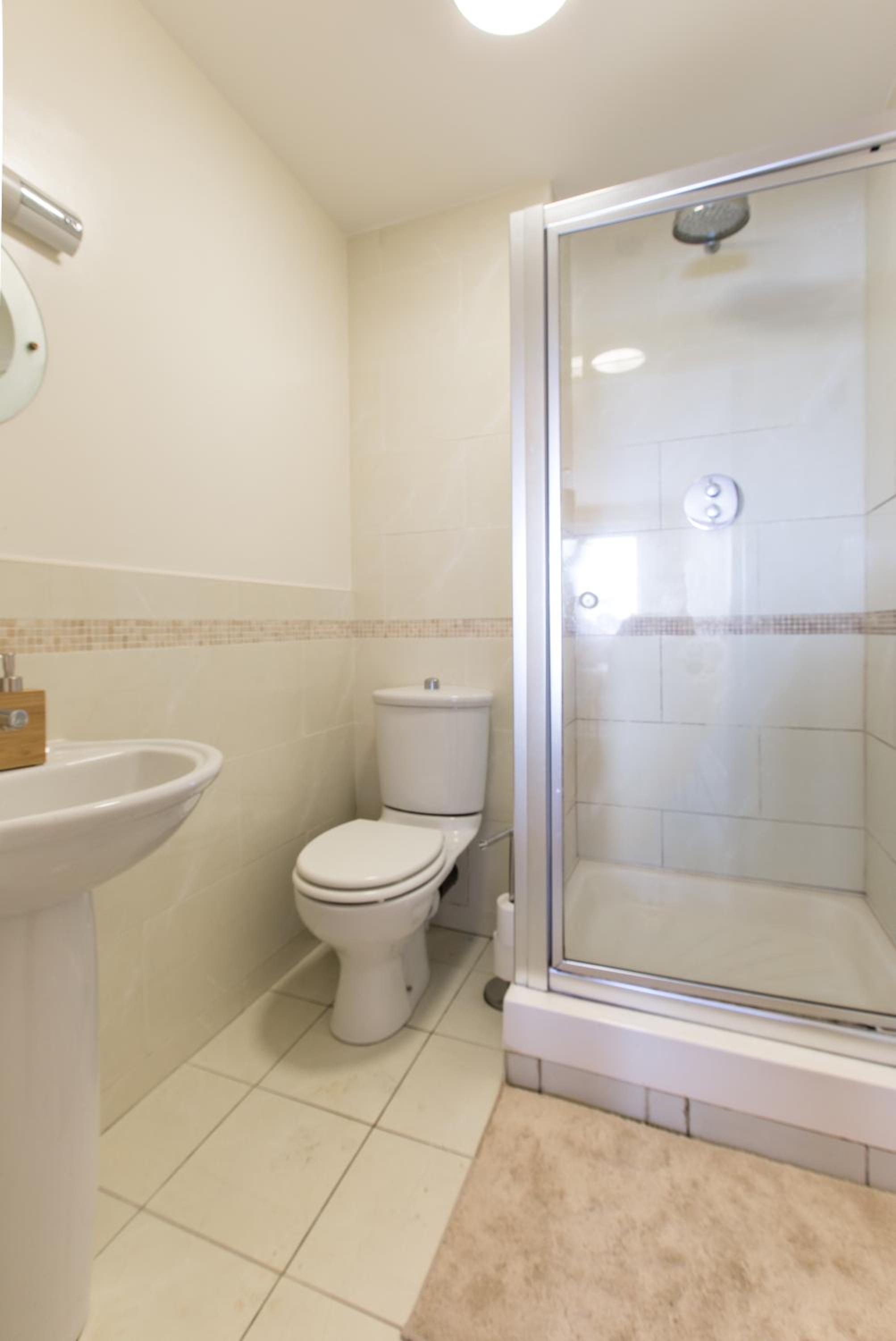 Stylish Central Apt At Aviva