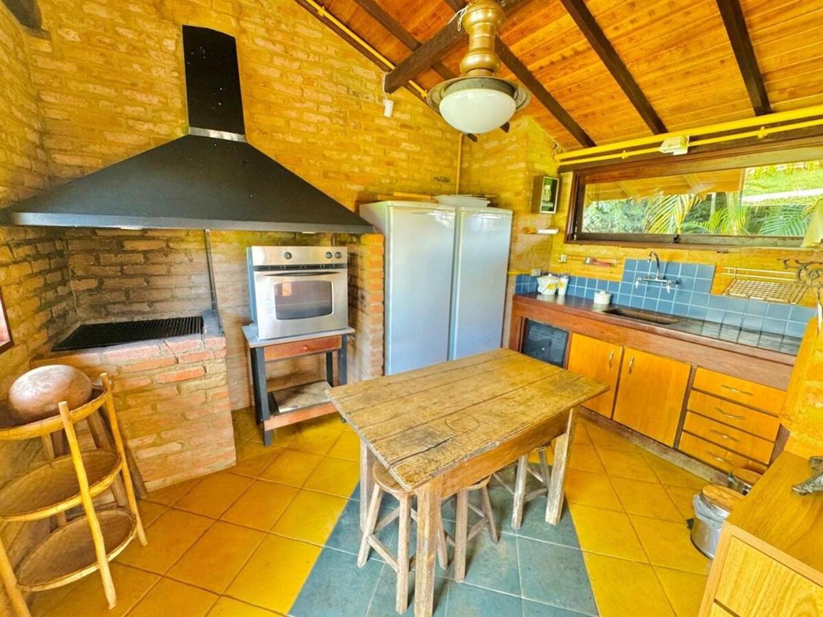 Casa luxuosa com vista e piscina
