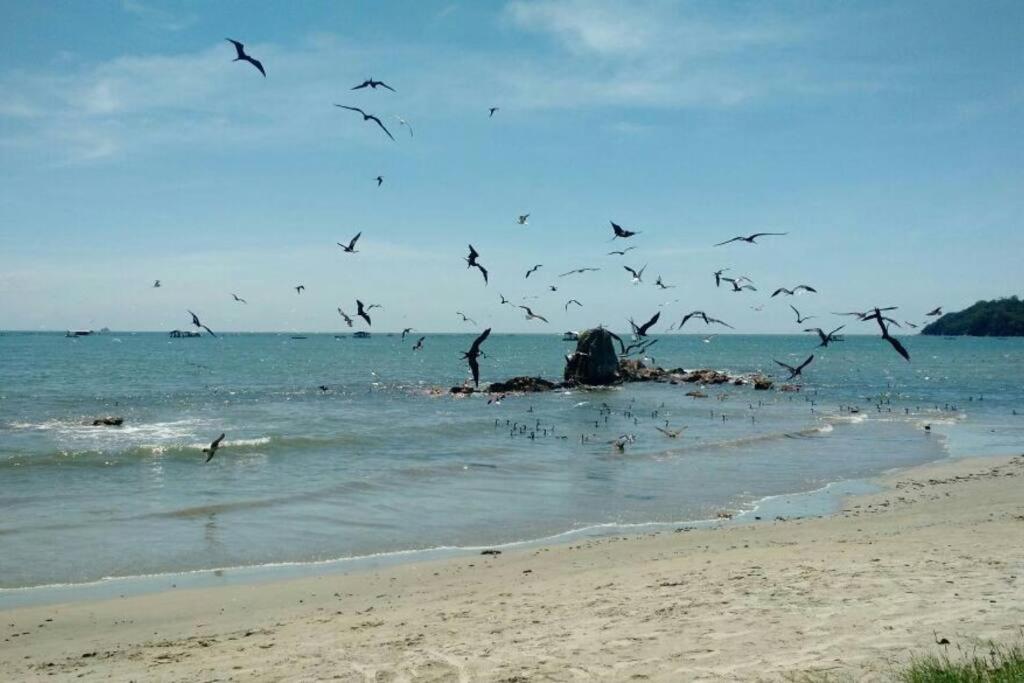 Férias e alegrias em casa pé na areia!