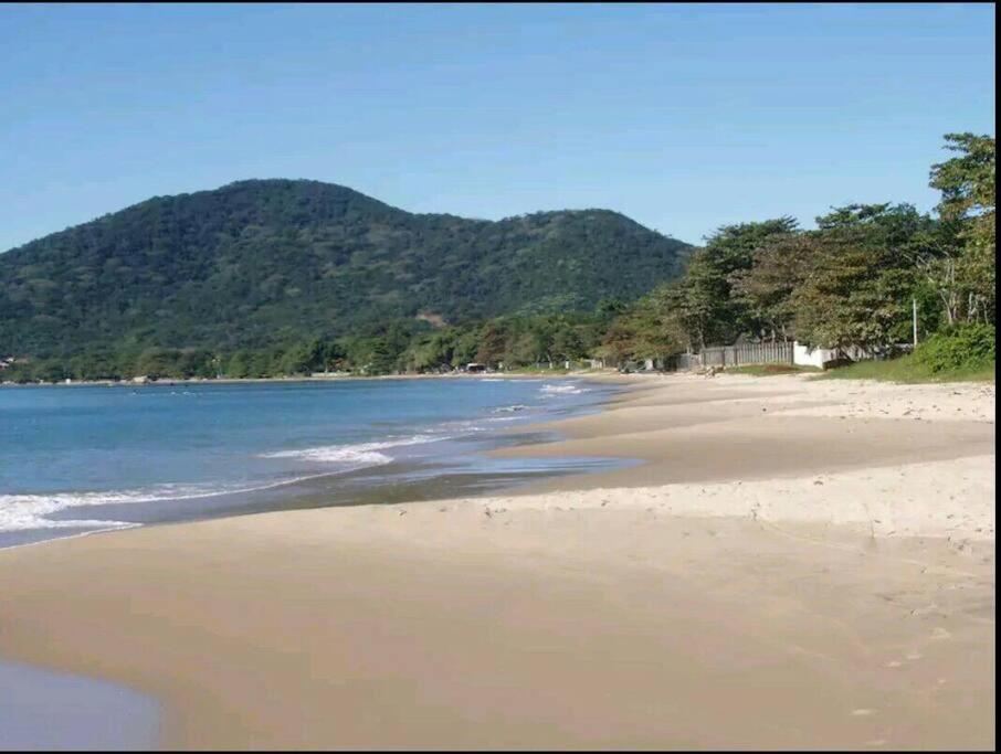Férias e alegrias em casa pé na areia!