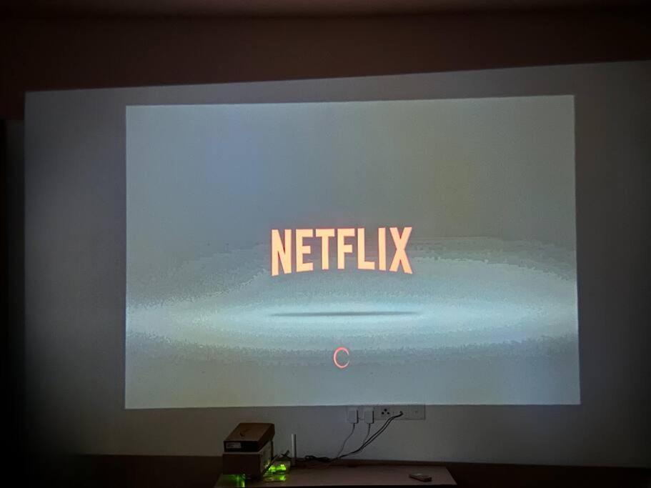 Coastal Charm: 3Bed Sea-View Sanctuary 【Netflix】